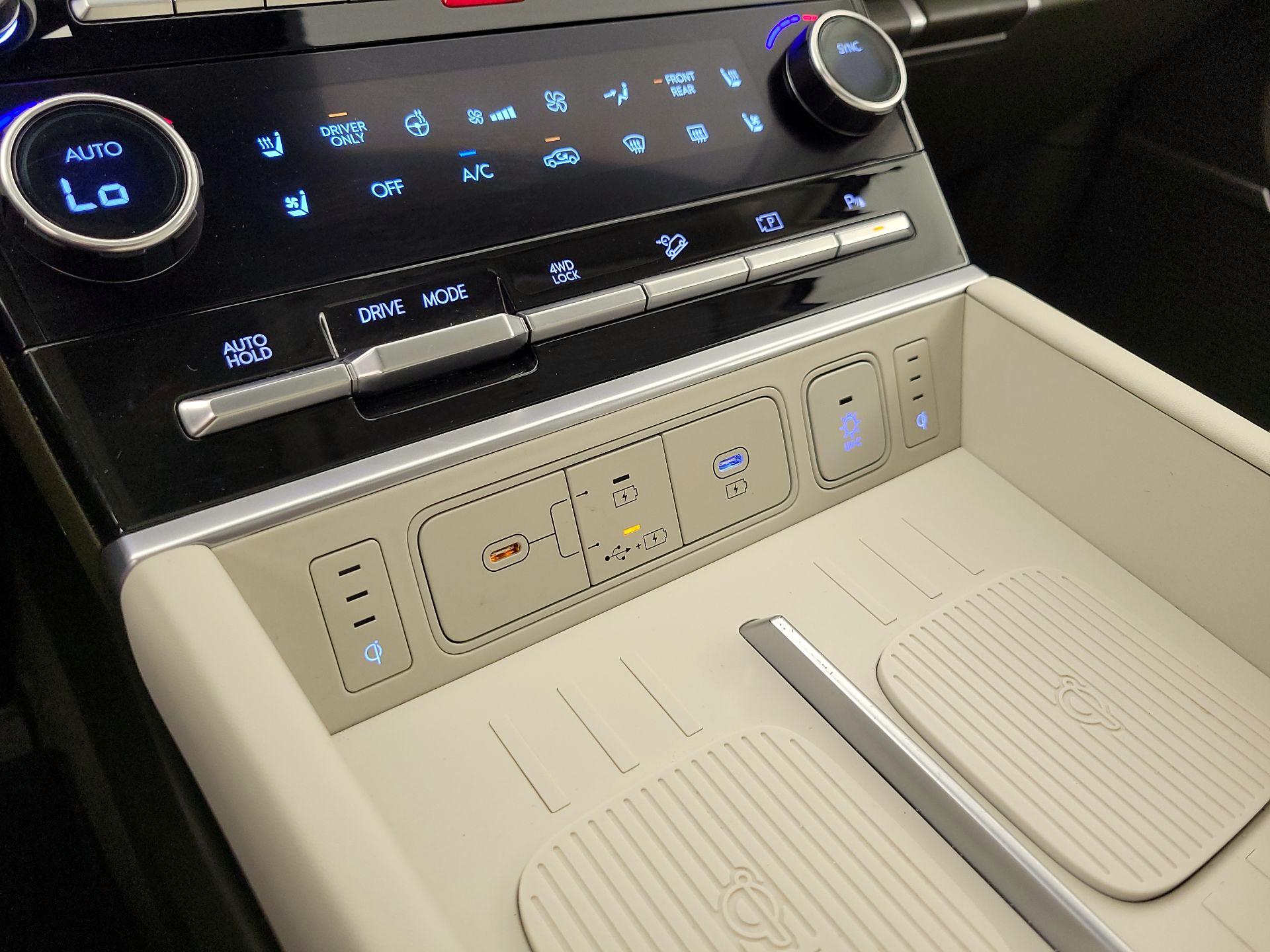 Thumbnail: 2024 Hyundai Santa Fe - 19