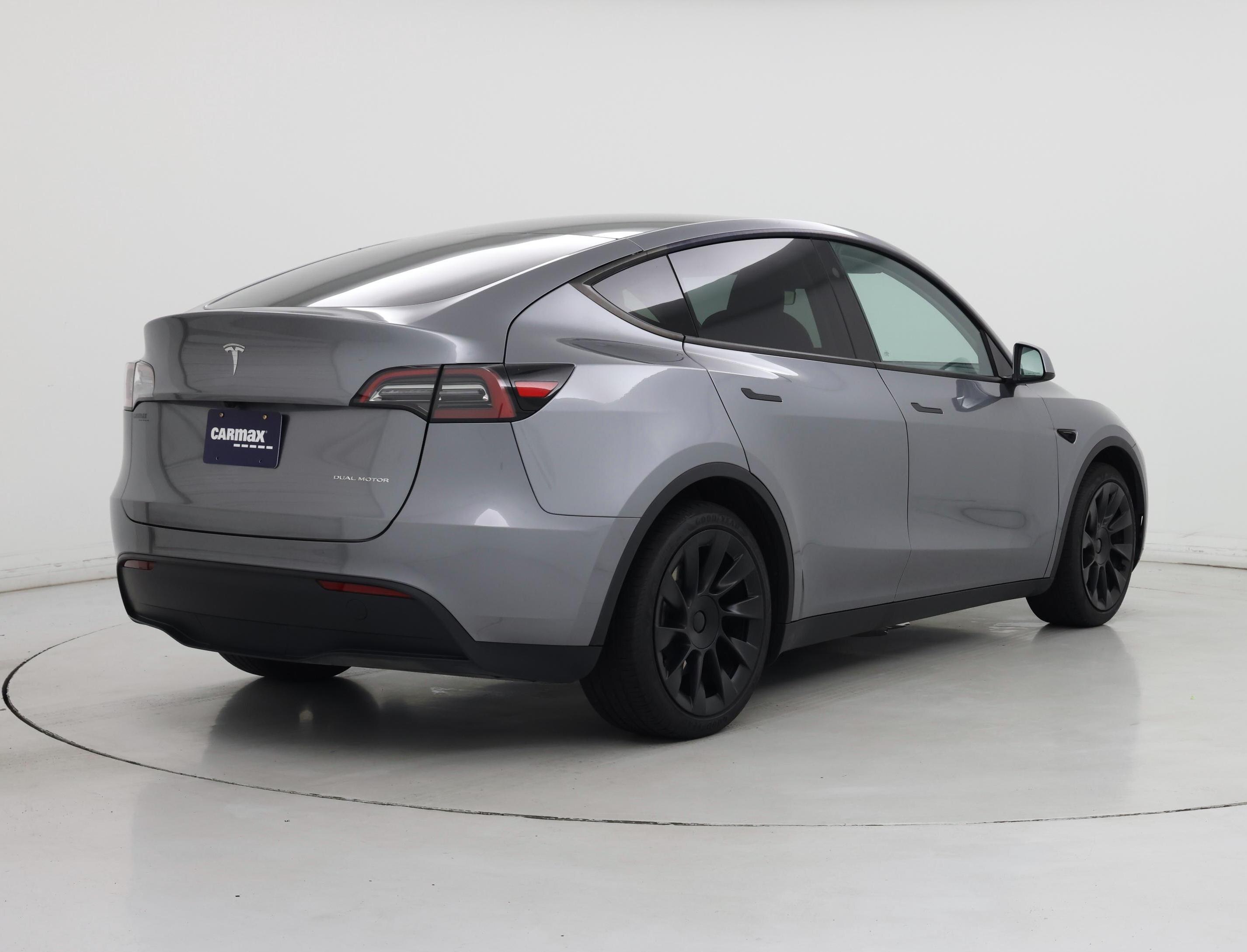 Thumbnail: 2024 Tesla Model Y - 8