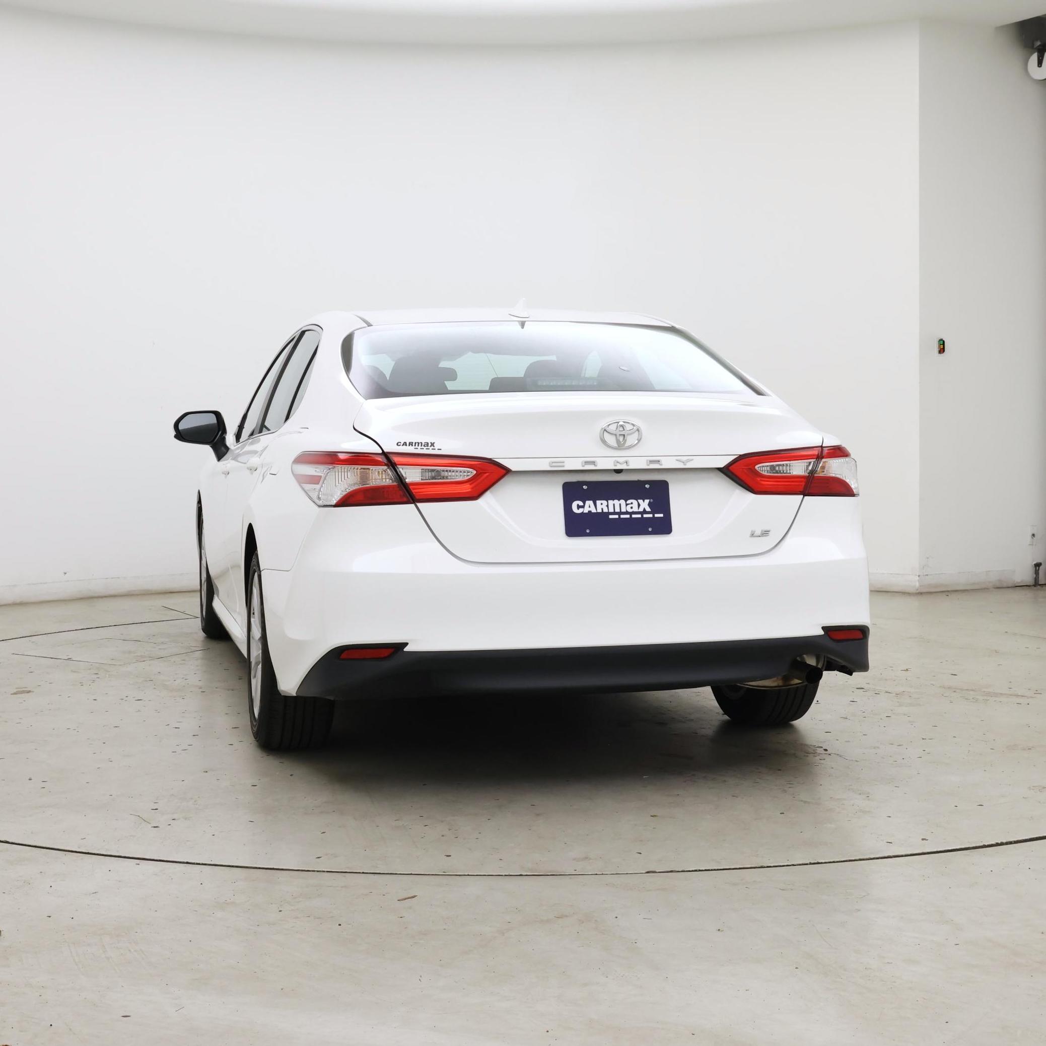 Thumbnail: 2020 Toyota Camry - 6