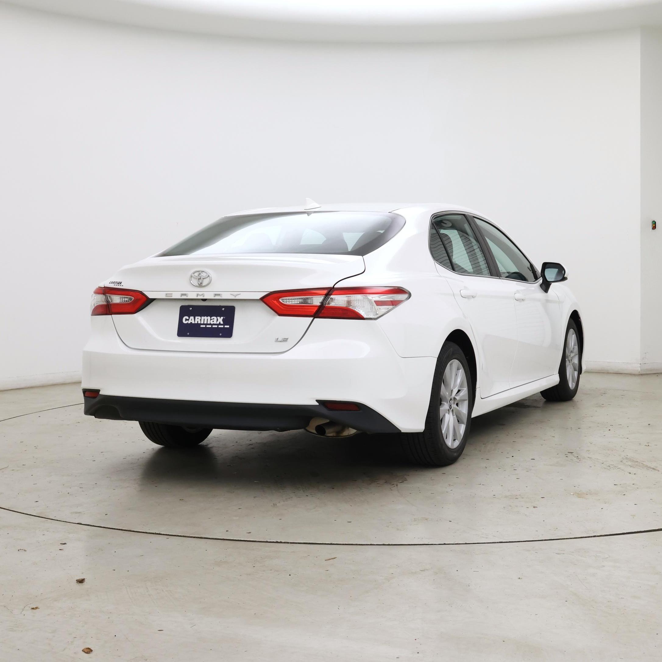 Thumbnail: 2020 Toyota Camry - 8