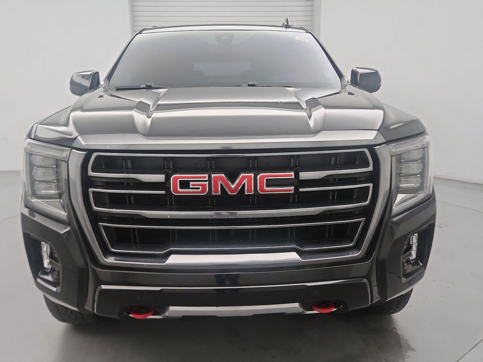 2021 GMC Yukon AT4 - Photo 2