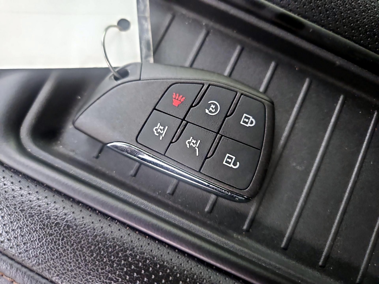 2021 GMC Yukon AT4 - Photo 22