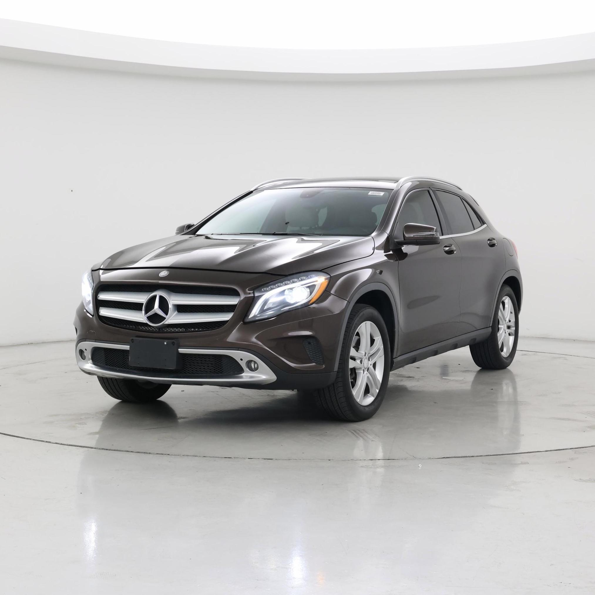 Thumbnail: 2015 Mercedes-Benz GLA - 4