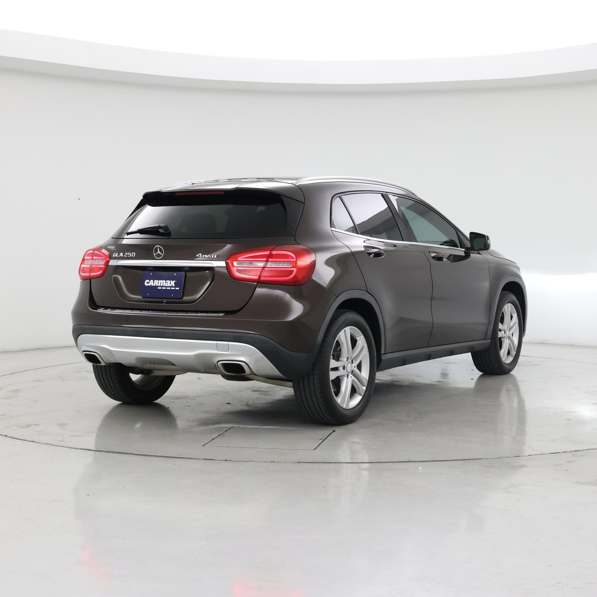 Thumbnail: 2015 Mercedes-Benz GLA - 8
