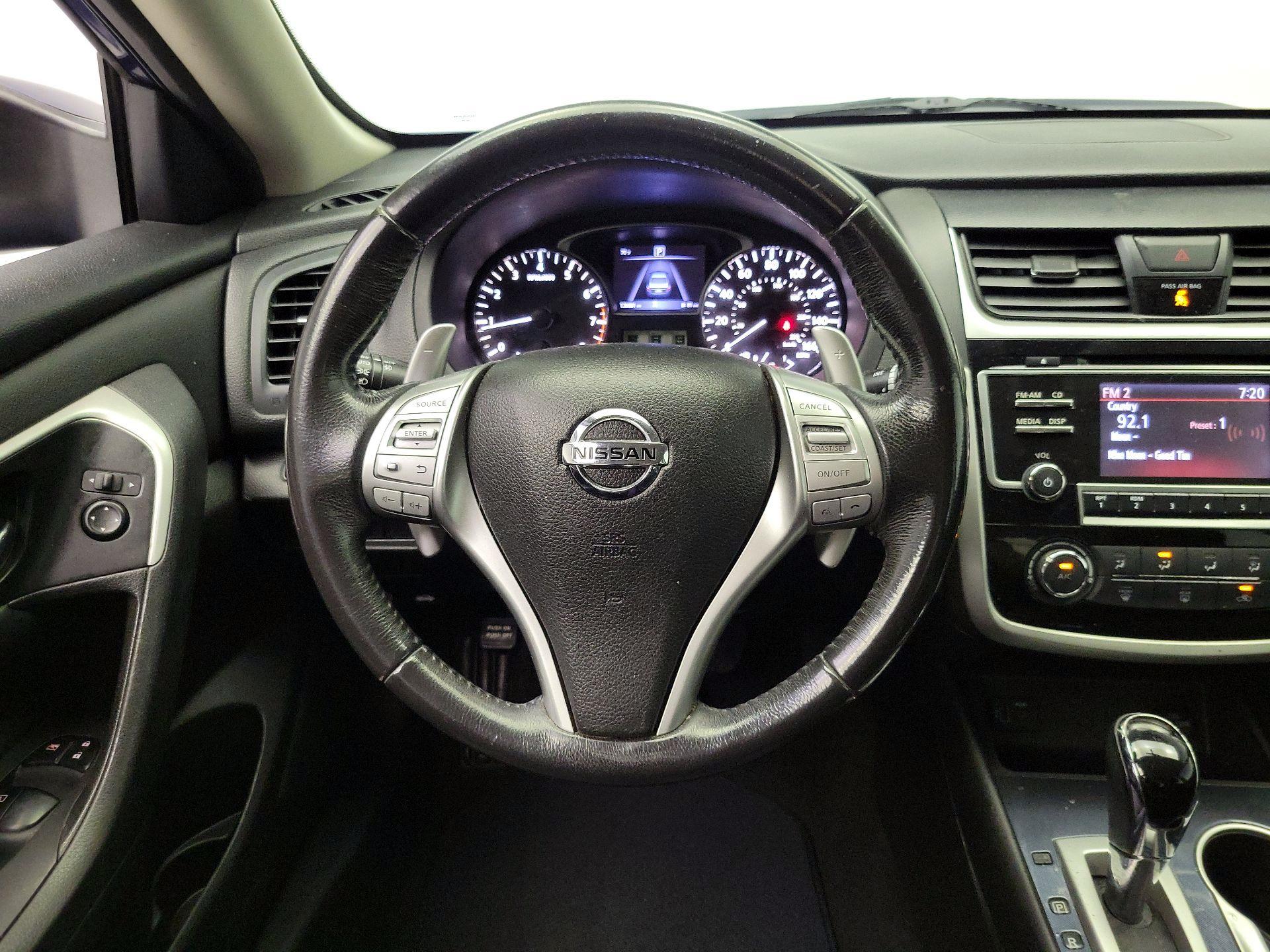 Thumbnail: 2018 Nissan Altima - 10