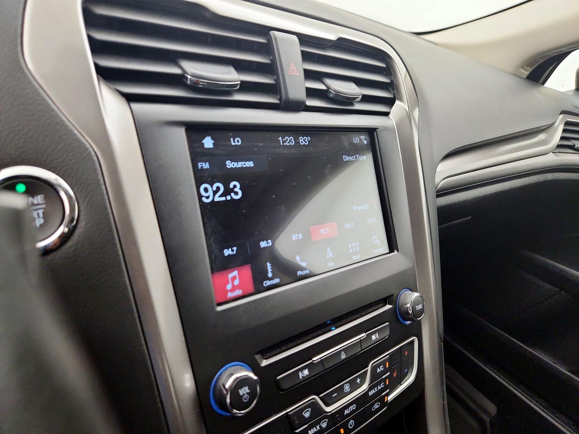 Thumbnail: 2018 Ford Fusion - 15