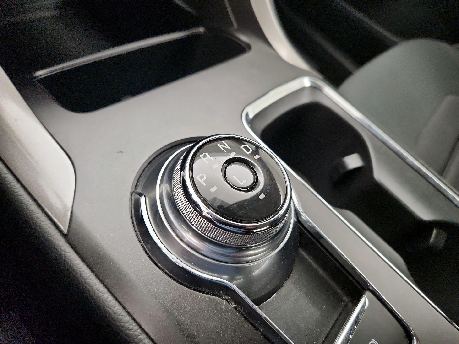 Thumbnail: 2018 Ford Fusion - 17