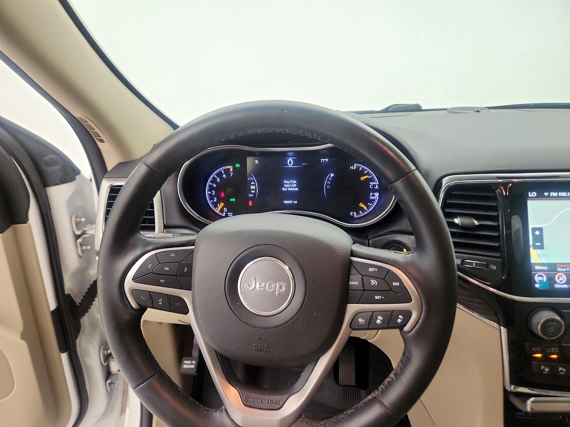 Thumbnail: 2020 Jeep Grand Cherokee - 10