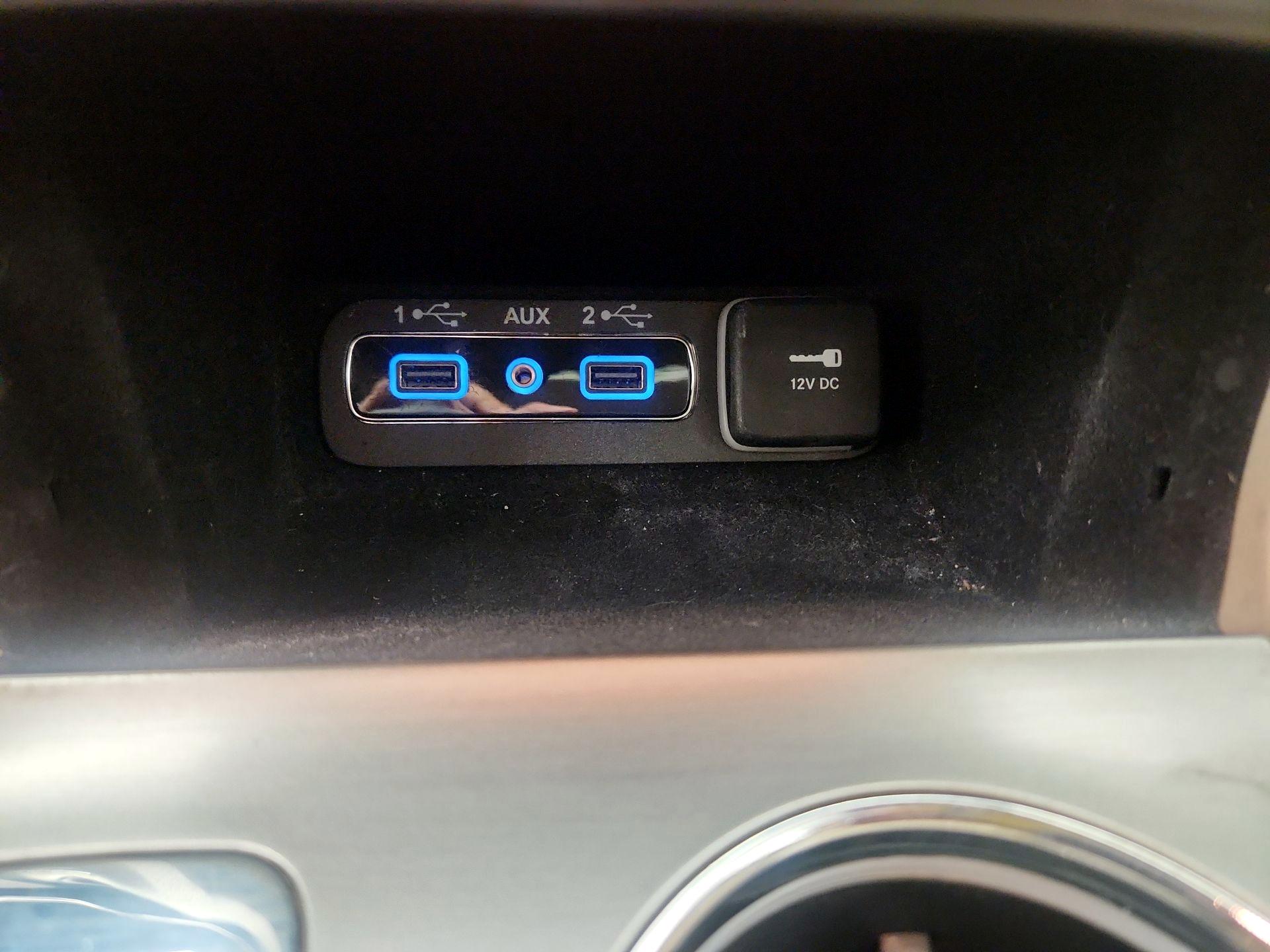 Thumbnail: 2020 Jeep Grand Cherokee - 19