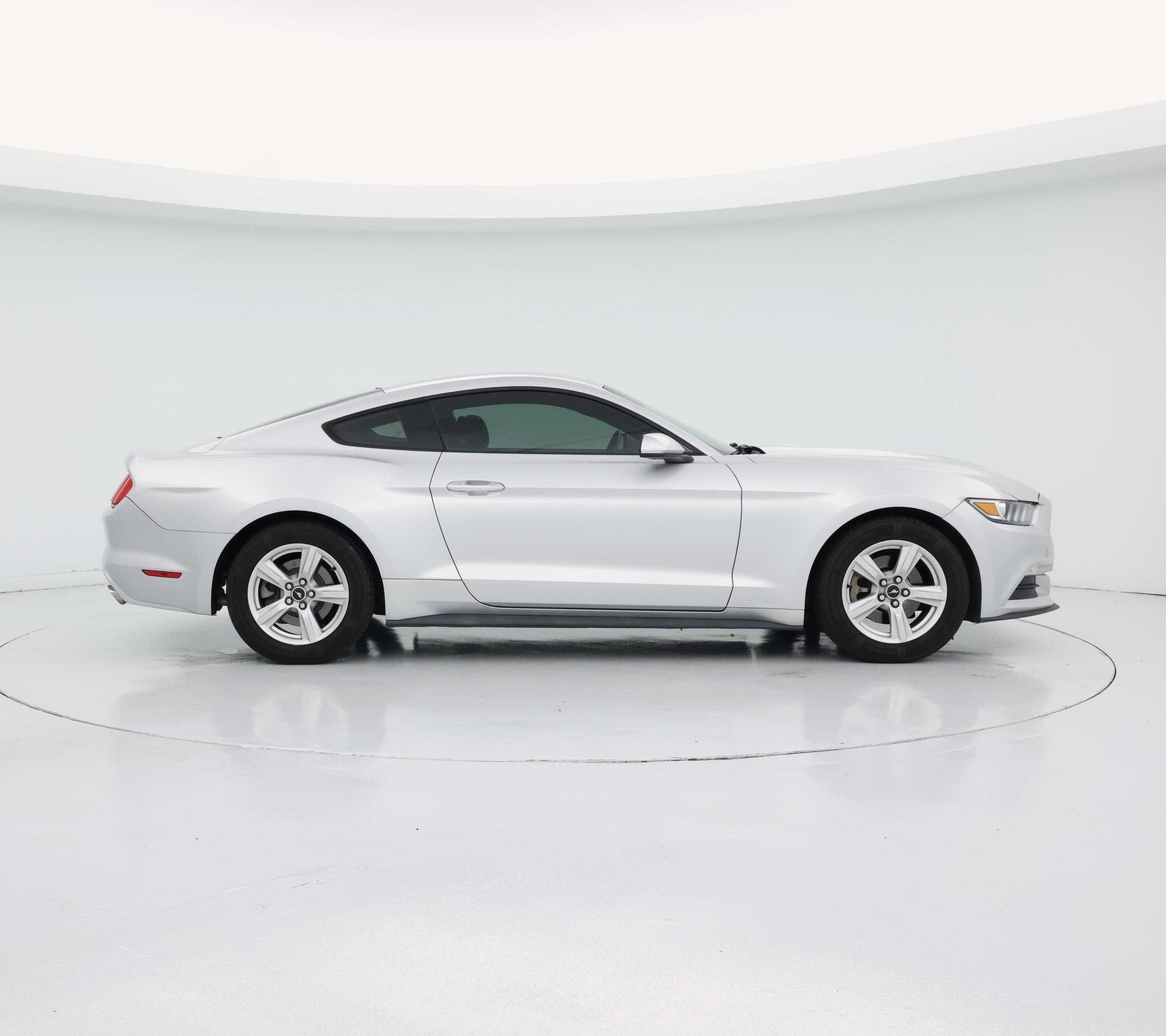 Thumbnail: 2016 Ford Mustang - 7