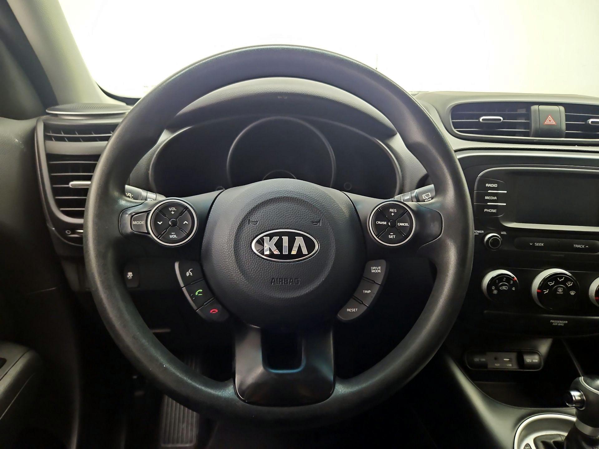 Thumbnail: 2019 Kia Soul - 10