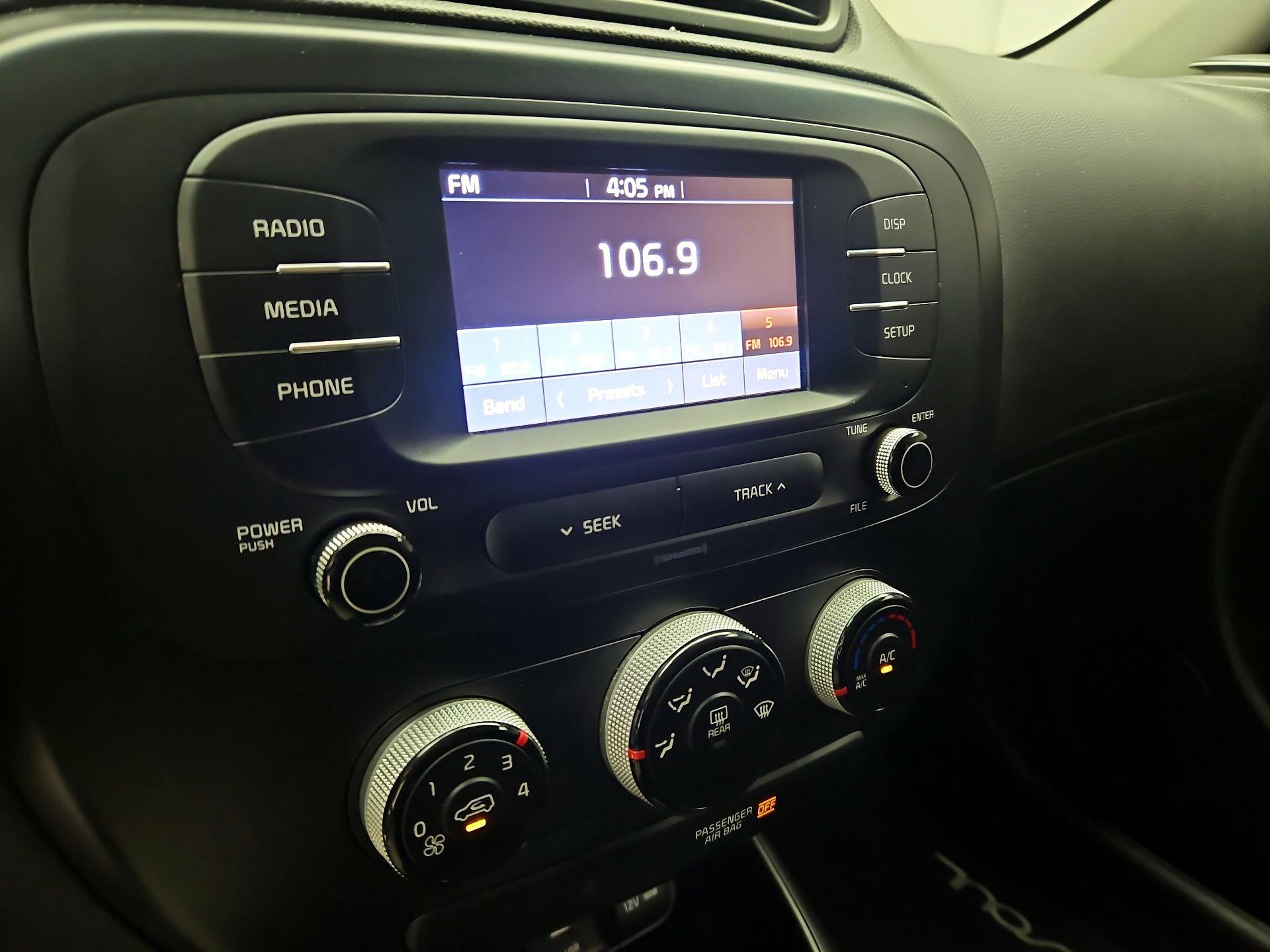 Thumbnail: 2019 Kia Soul - 15