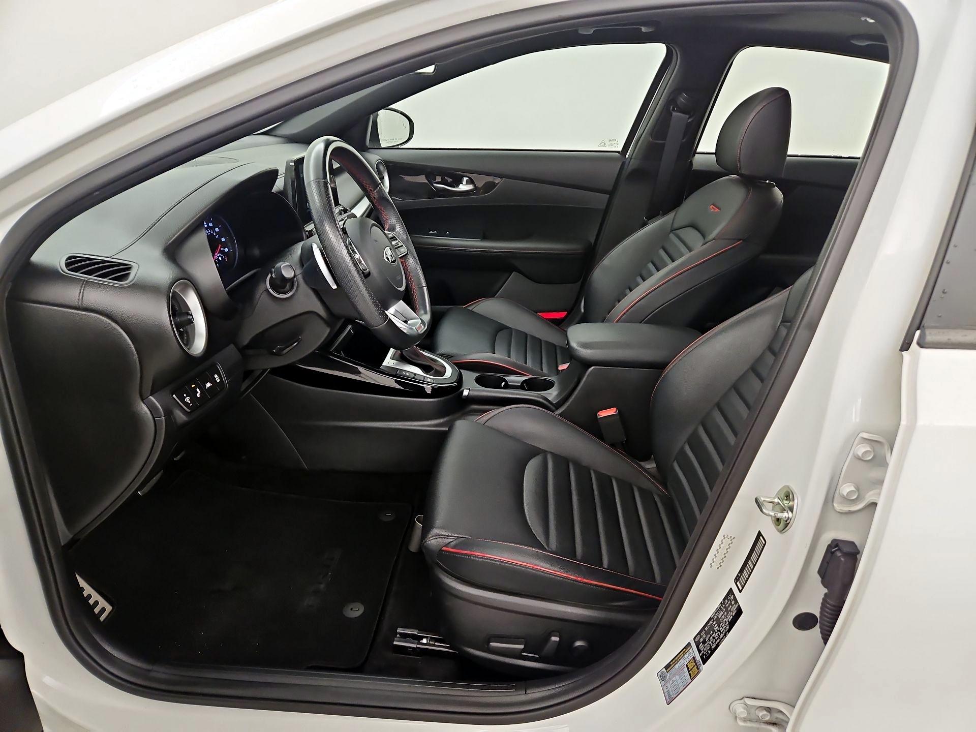 Thumbnail: 2021 Kia Forte - 11