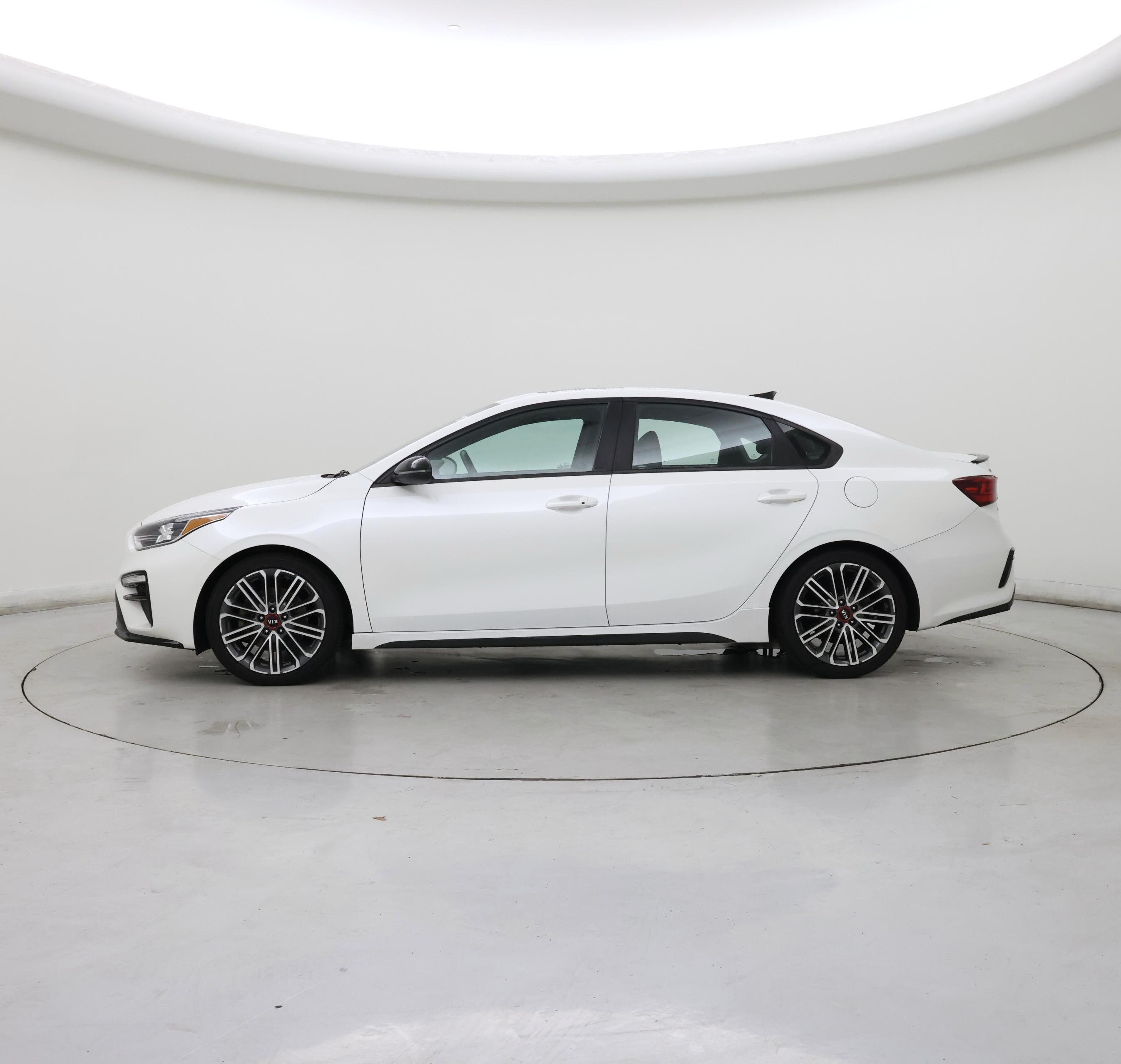 Thumbnail: 2021 Kia Forte - 3