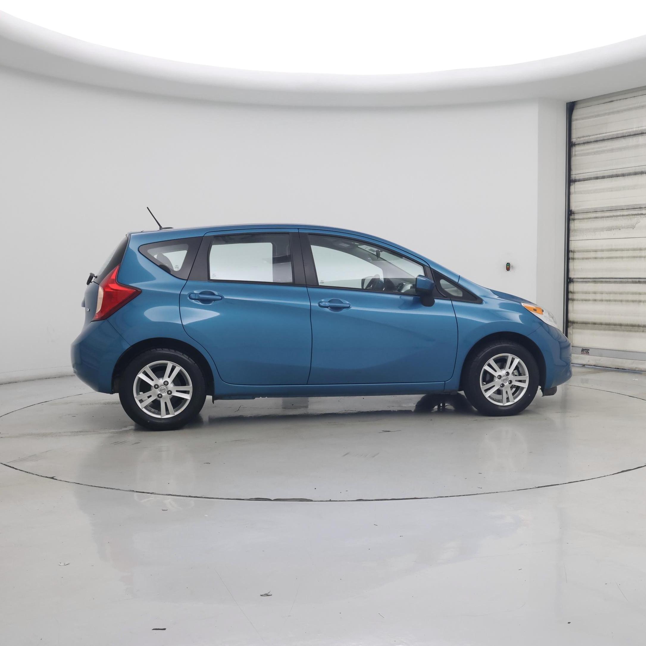 Thumbnail: 2015 Nissan Versa Note - 7