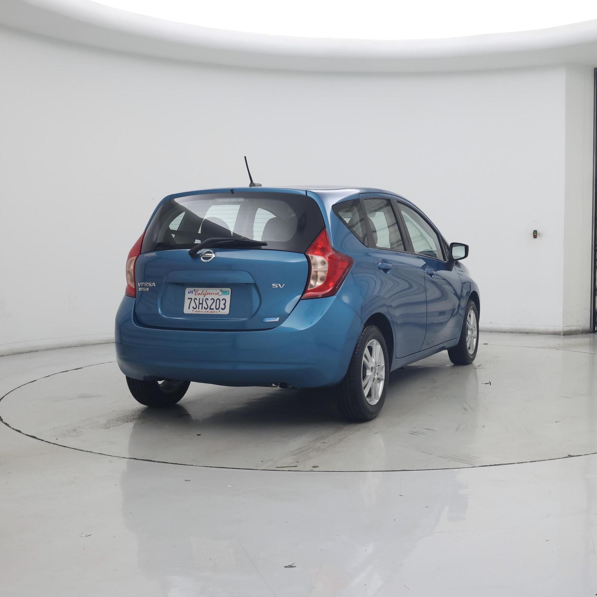 Thumbnail: 2015 Nissan Versa Note - 8