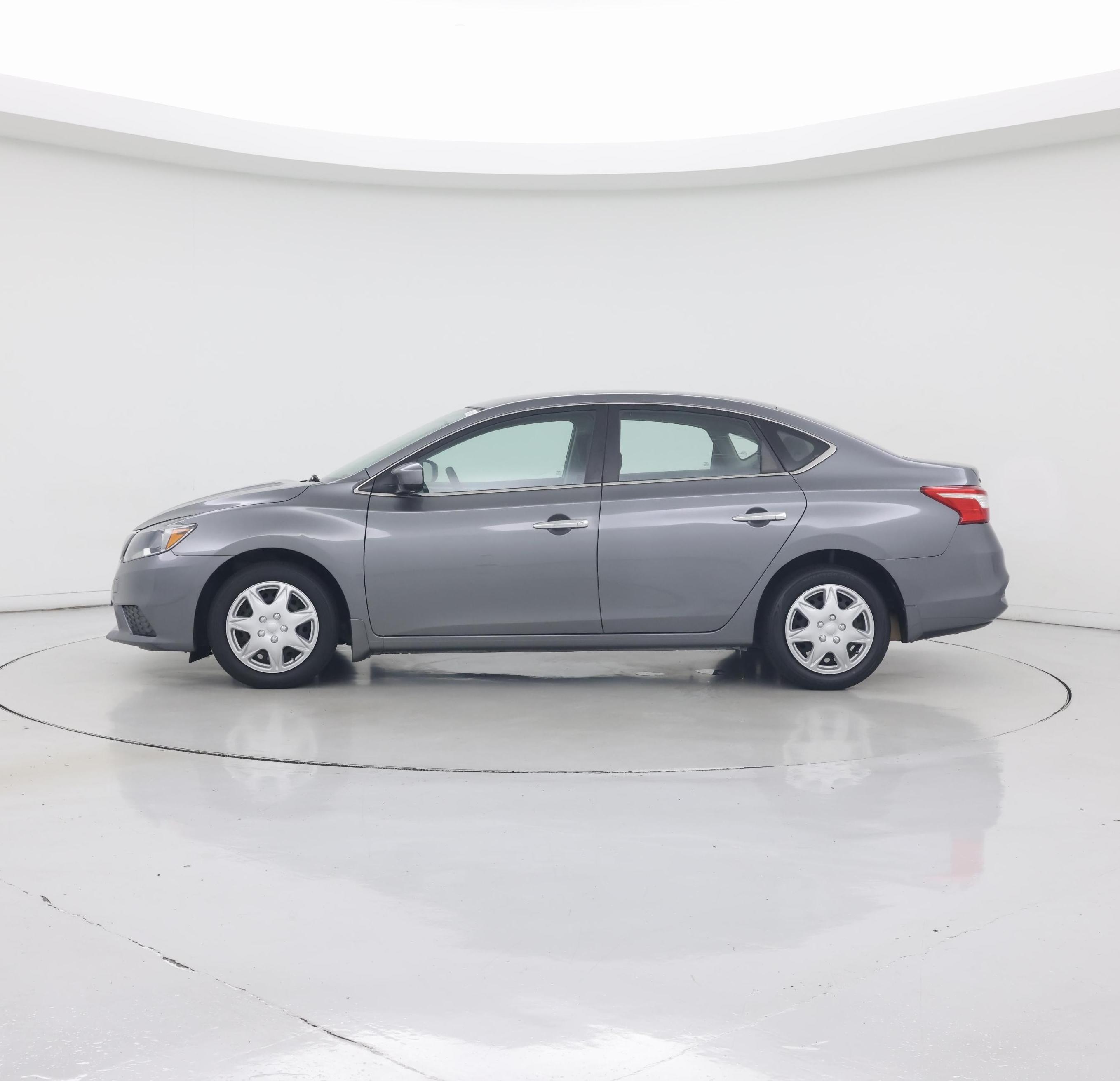 Thumbnail: 2016 Nissan Sentra - 3