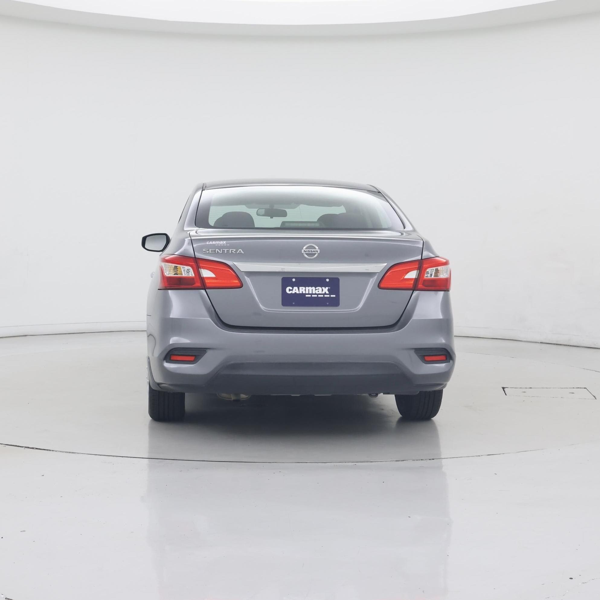 Thumbnail: 2016 Nissan Sentra - 6