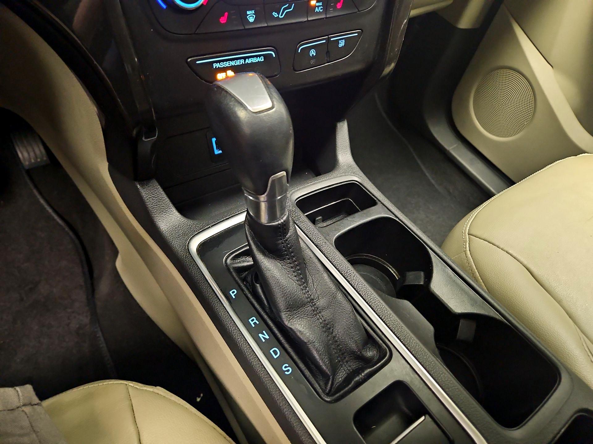 Thumbnail: 2017 Ford Escape - 18