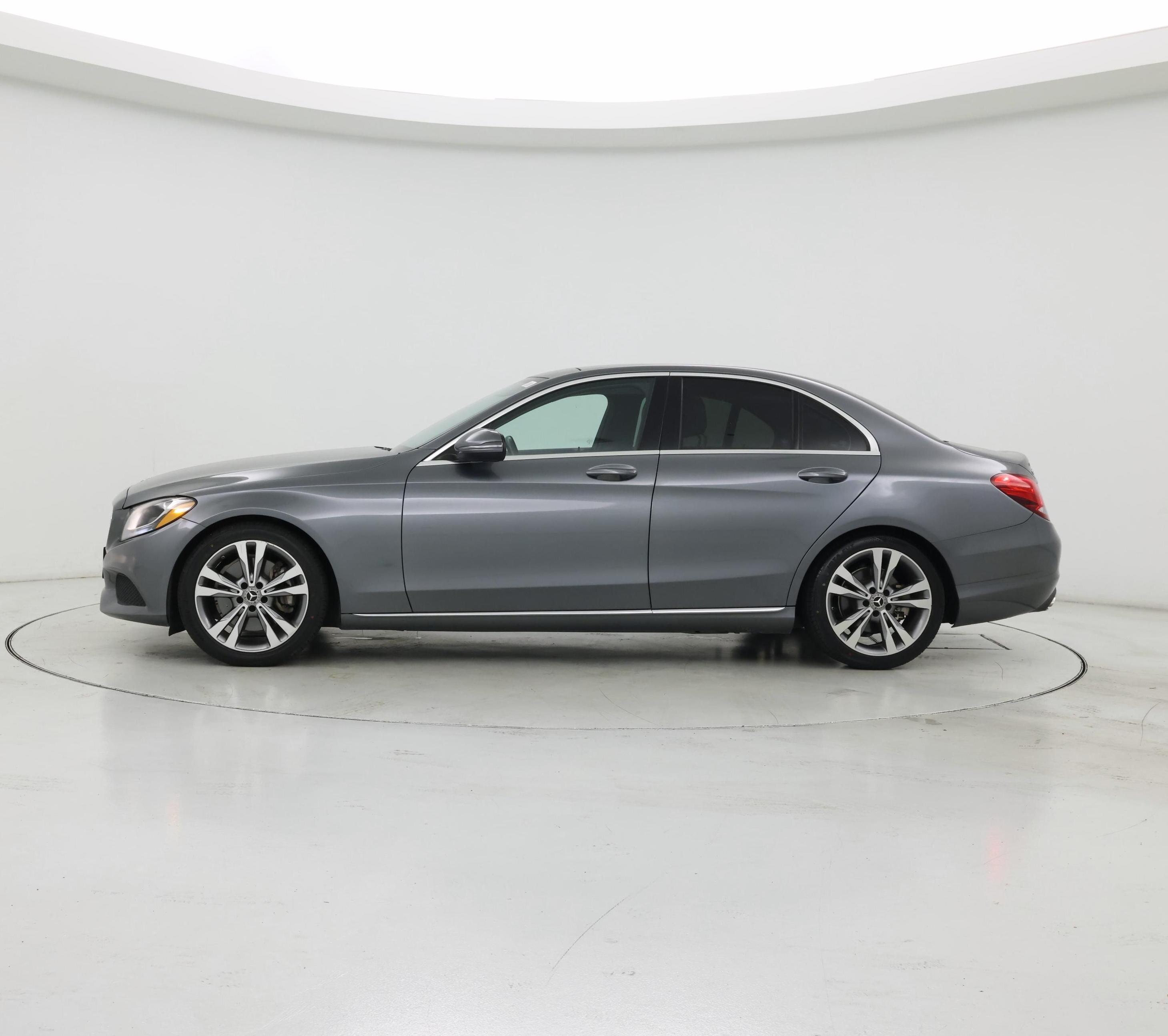 Thumbnail: 2017 Mercedes-Benz C-Class - 3