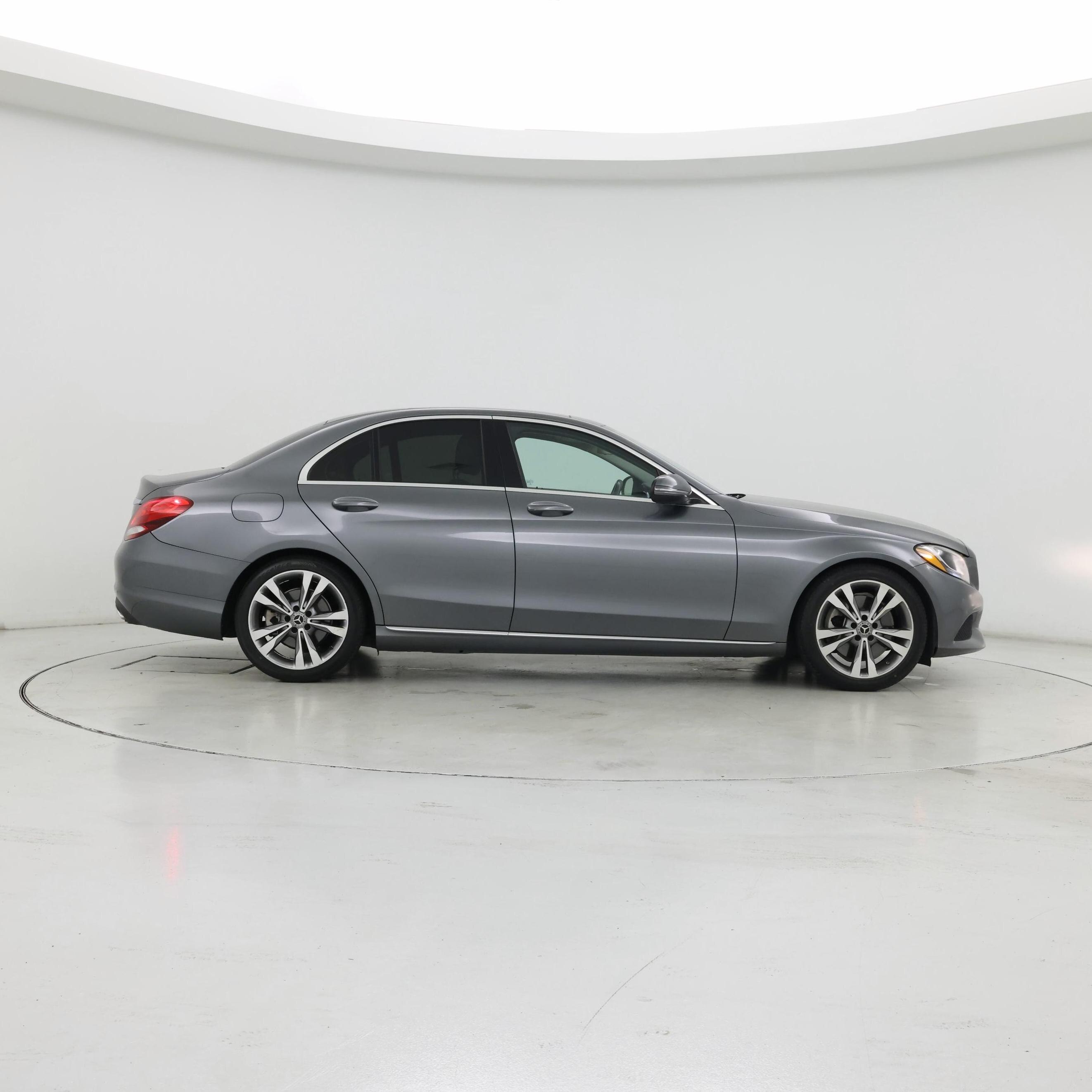 Thumbnail: 2017 Mercedes-Benz C-Class - 7