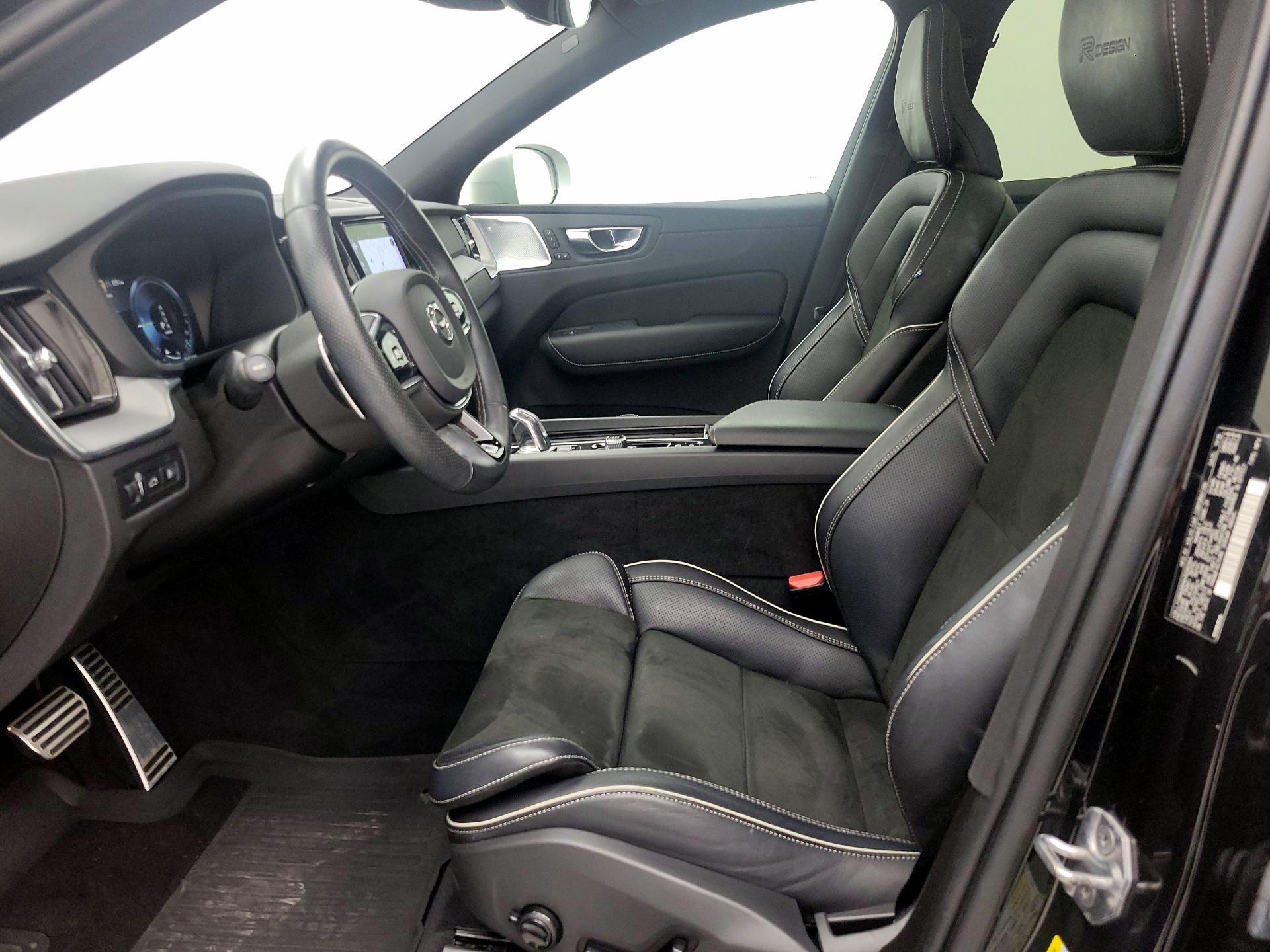 Thumbnail: 2019 Volvo XC60 - 11