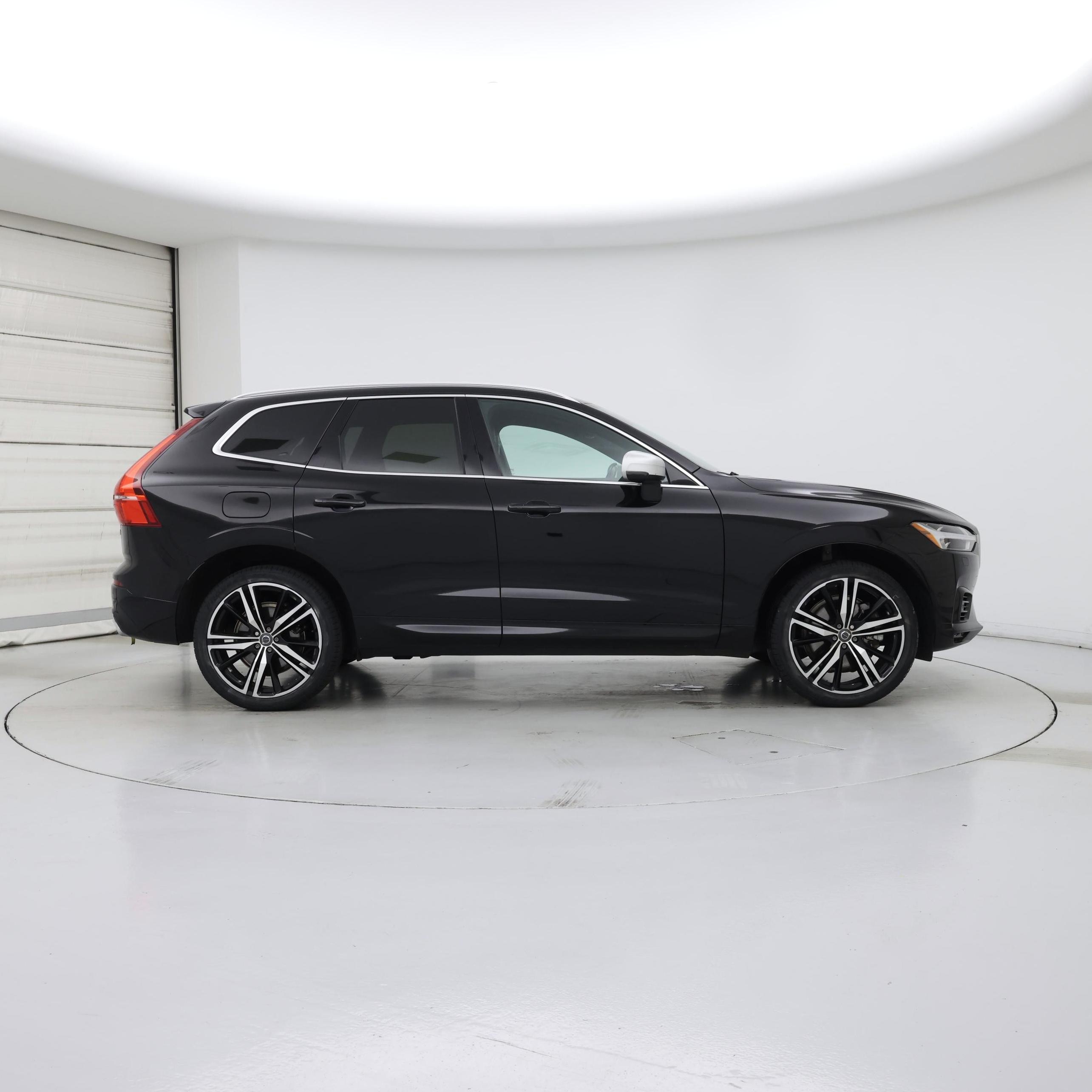Thumbnail: 2019 Volvo XC60 - 7