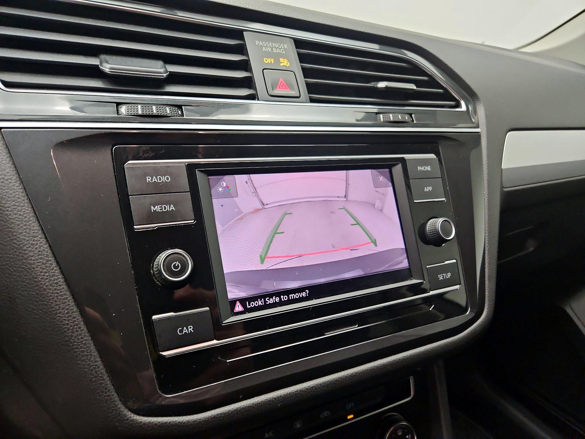 Thumbnail: 2019 Volkswagen Tiguan - 14
