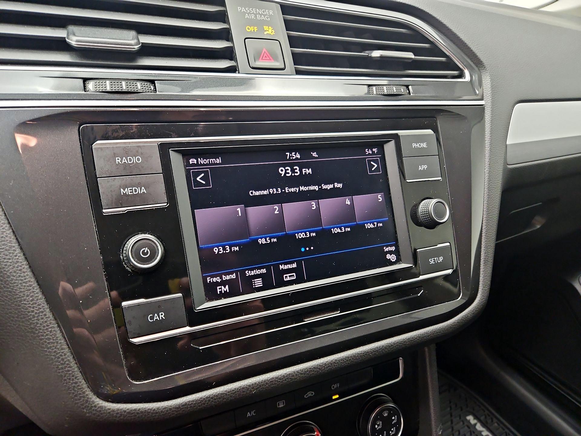 Thumbnail: 2019 Volkswagen Tiguan - 15