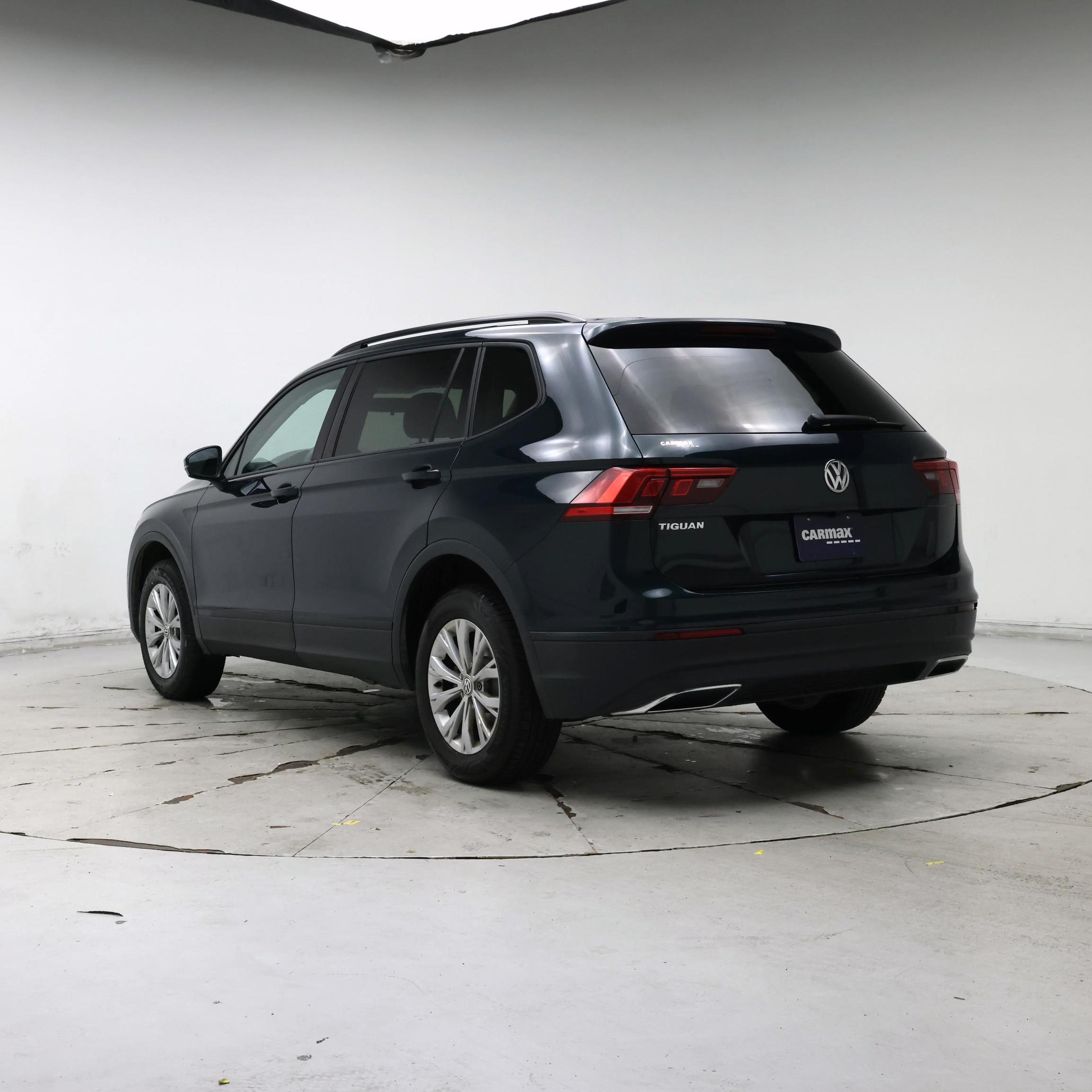 Thumbnail: 2019 Volkswagen Tiguan - 2