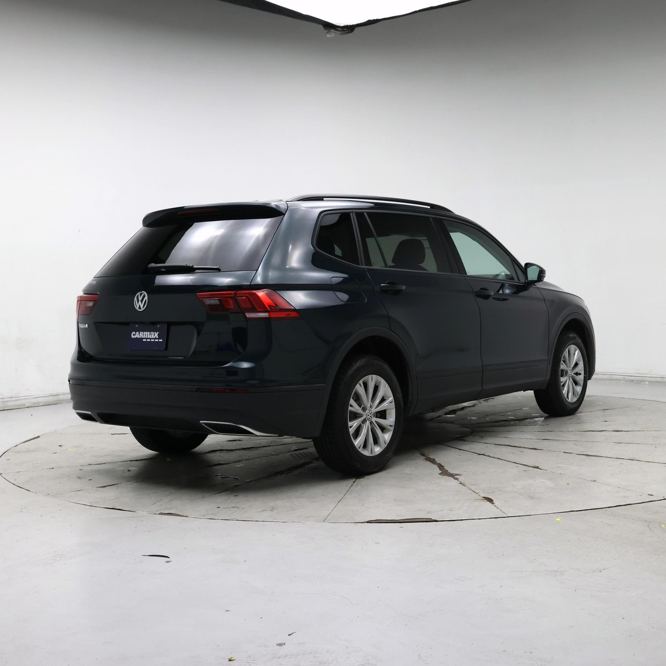 Thumbnail: 2019 Volkswagen Tiguan - 8