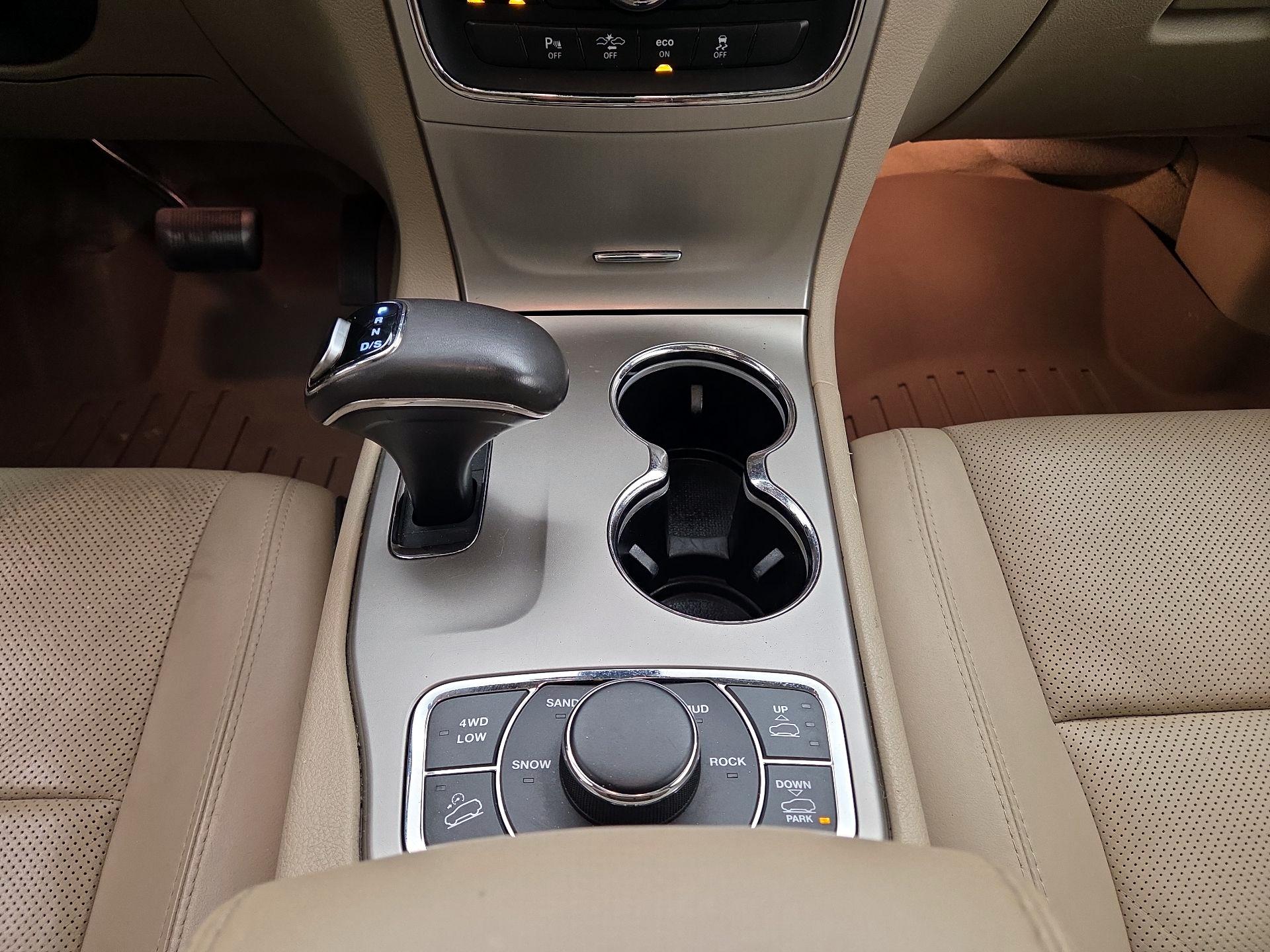 Thumbnail: 2014 Jeep Grand Cherokee - 18
