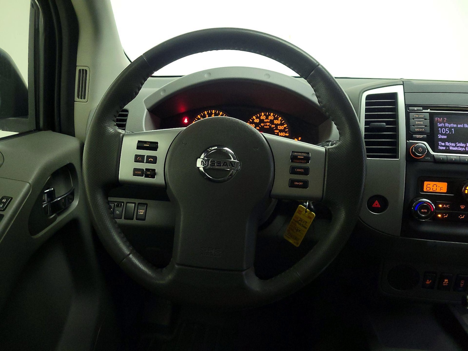 2017 Nissan Frontier SV - Photo 11