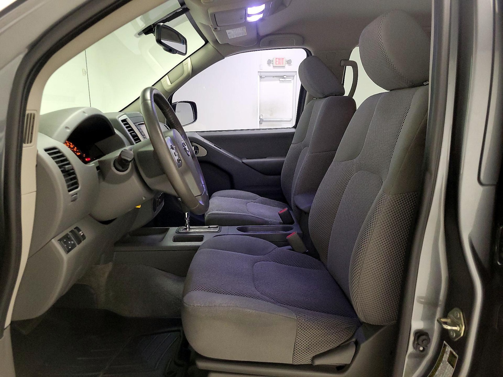 2017 Nissan Frontier SV - Photo 12