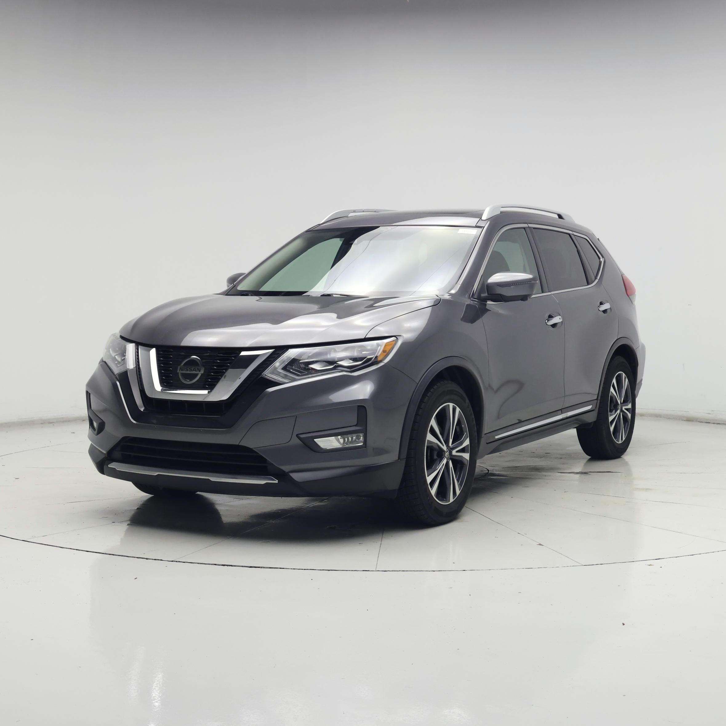 Thumbnail: 2017 Nissan Rogue - 4