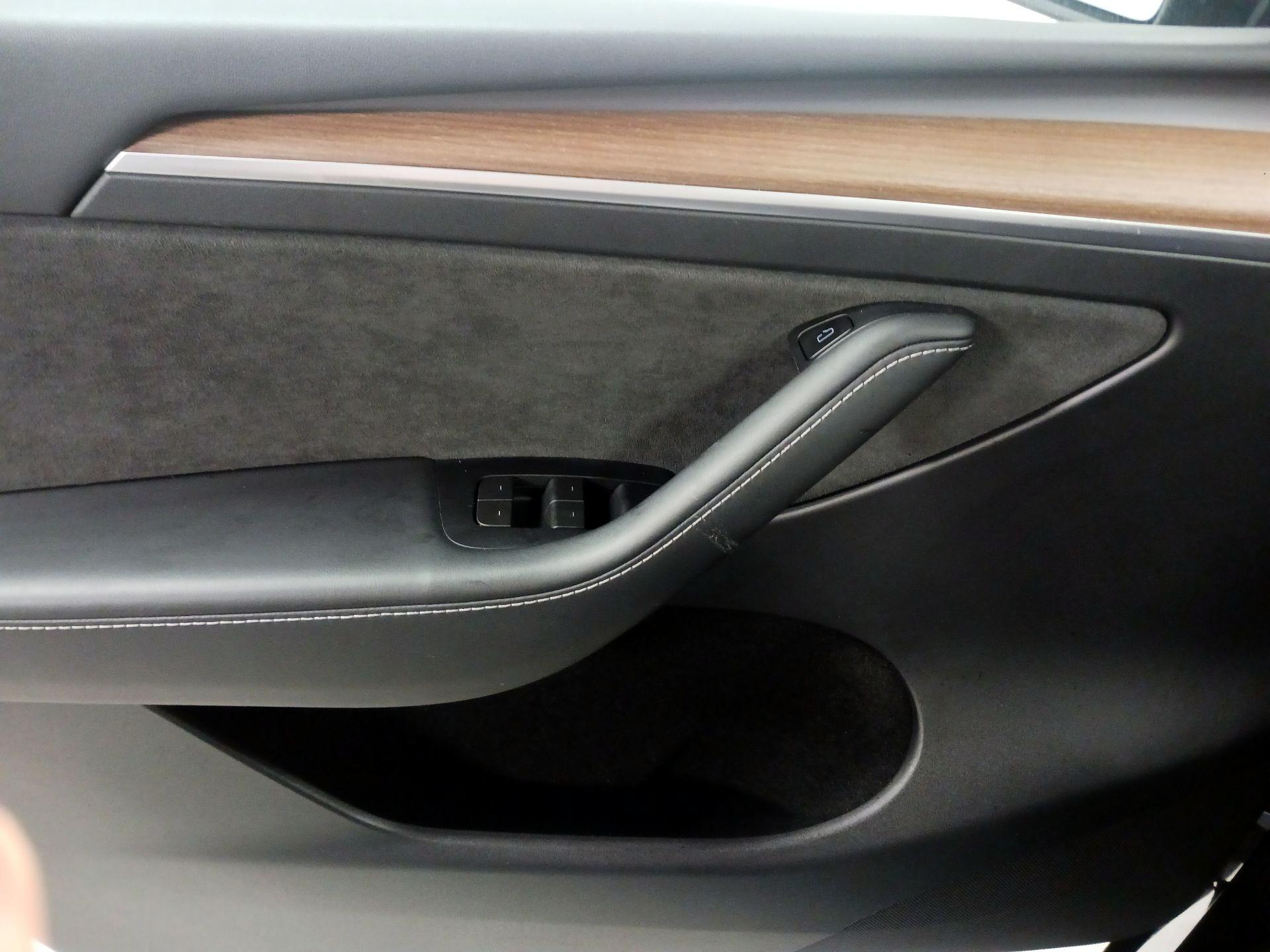 Thumbnail: 2023 Tesla Model Y - 12
