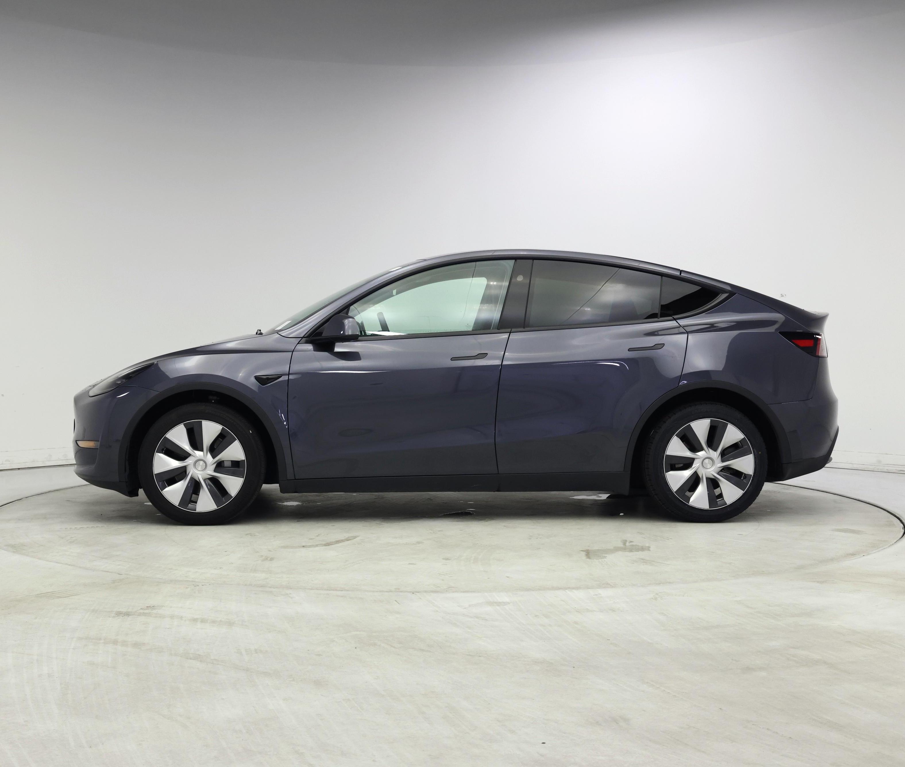 Thumbnail: 2023 Tesla Model Y - 3