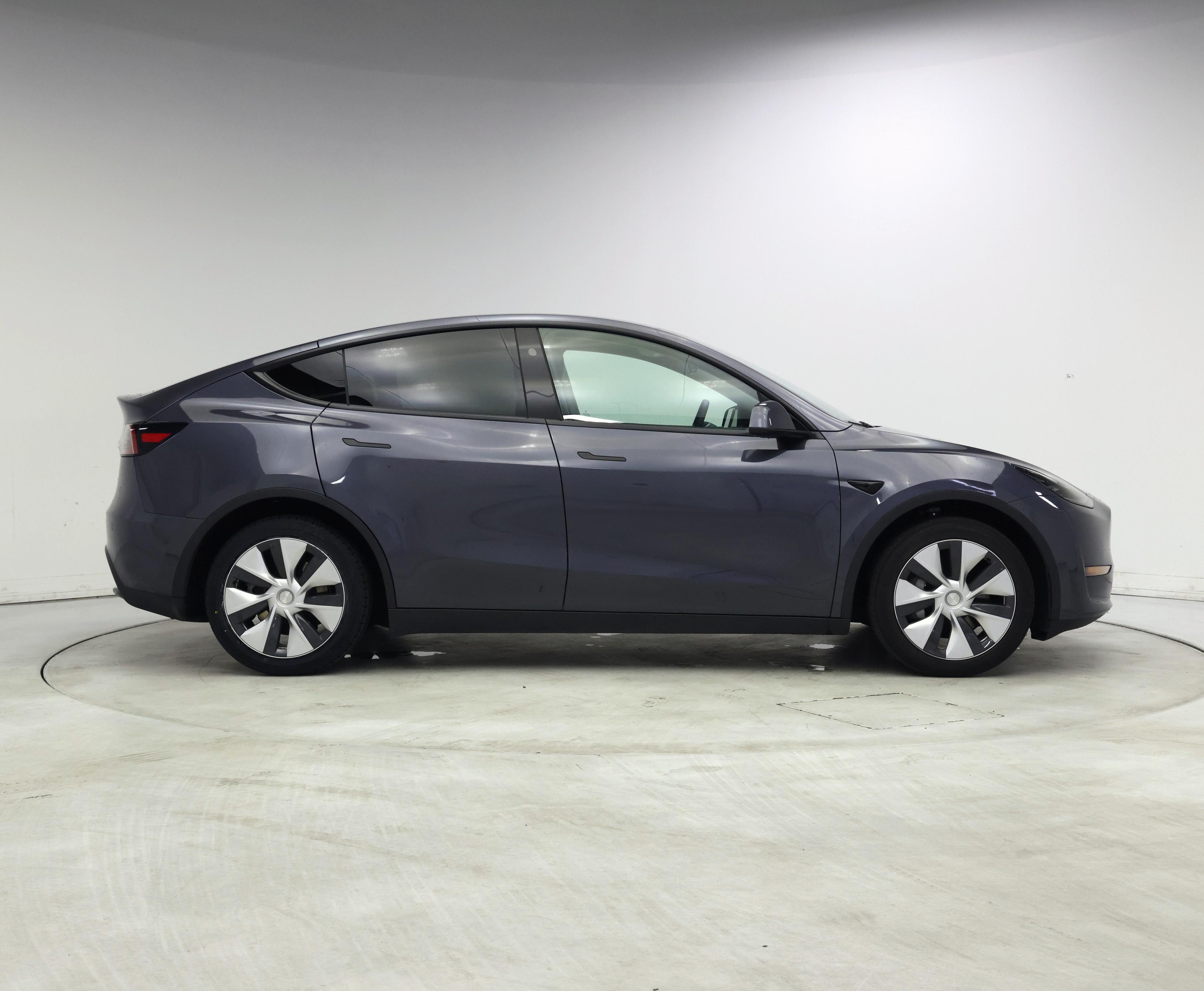 Thumbnail: 2023 Tesla Model Y - 7