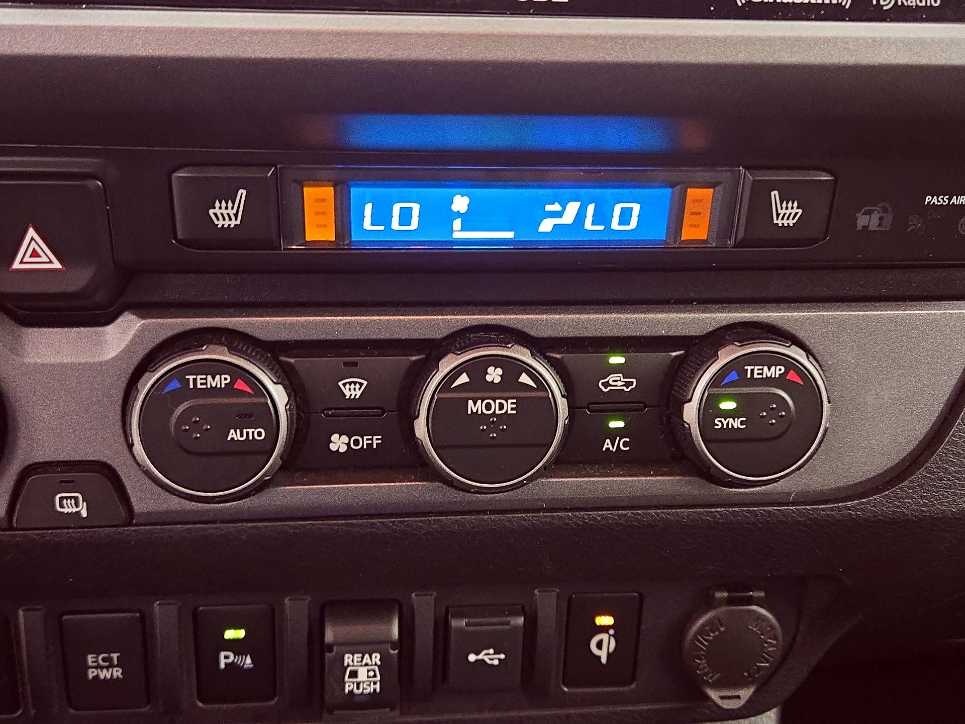 Thumbnail: 2021 Toyota Tacoma - 17