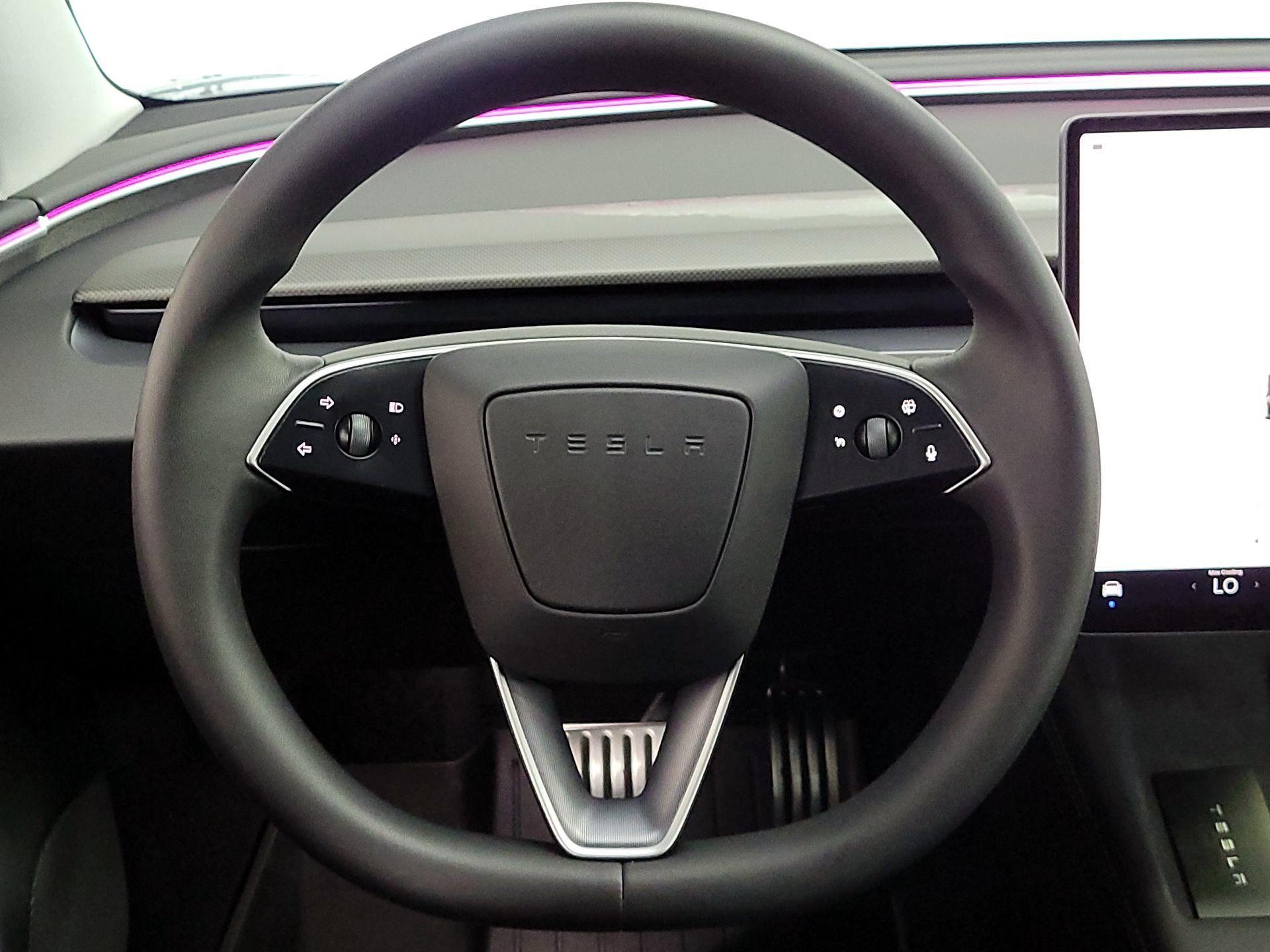 Thumbnail: 2024 Tesla Model 3 - 10