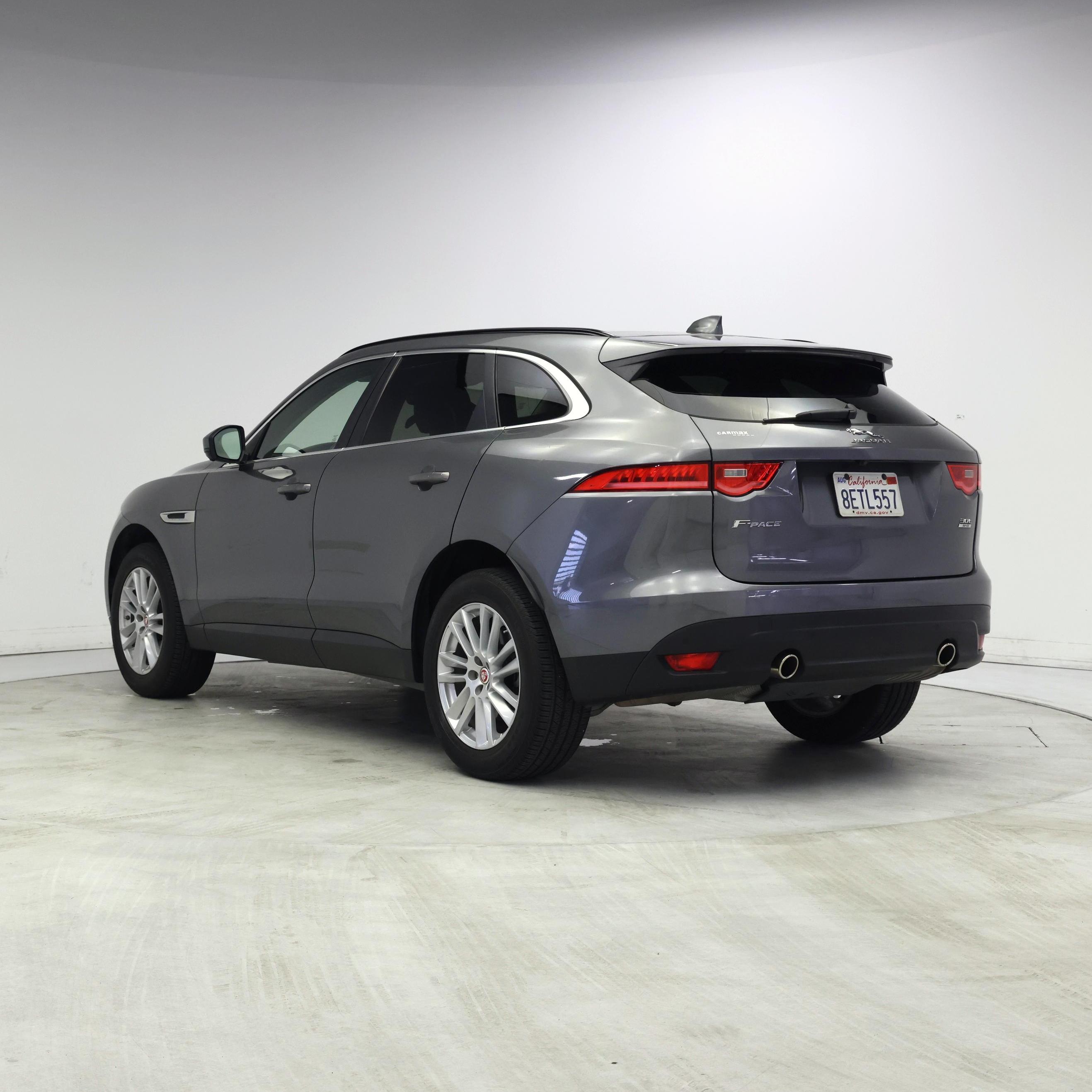 Thumbnail: 2019 Jaguar F-Pace - 2