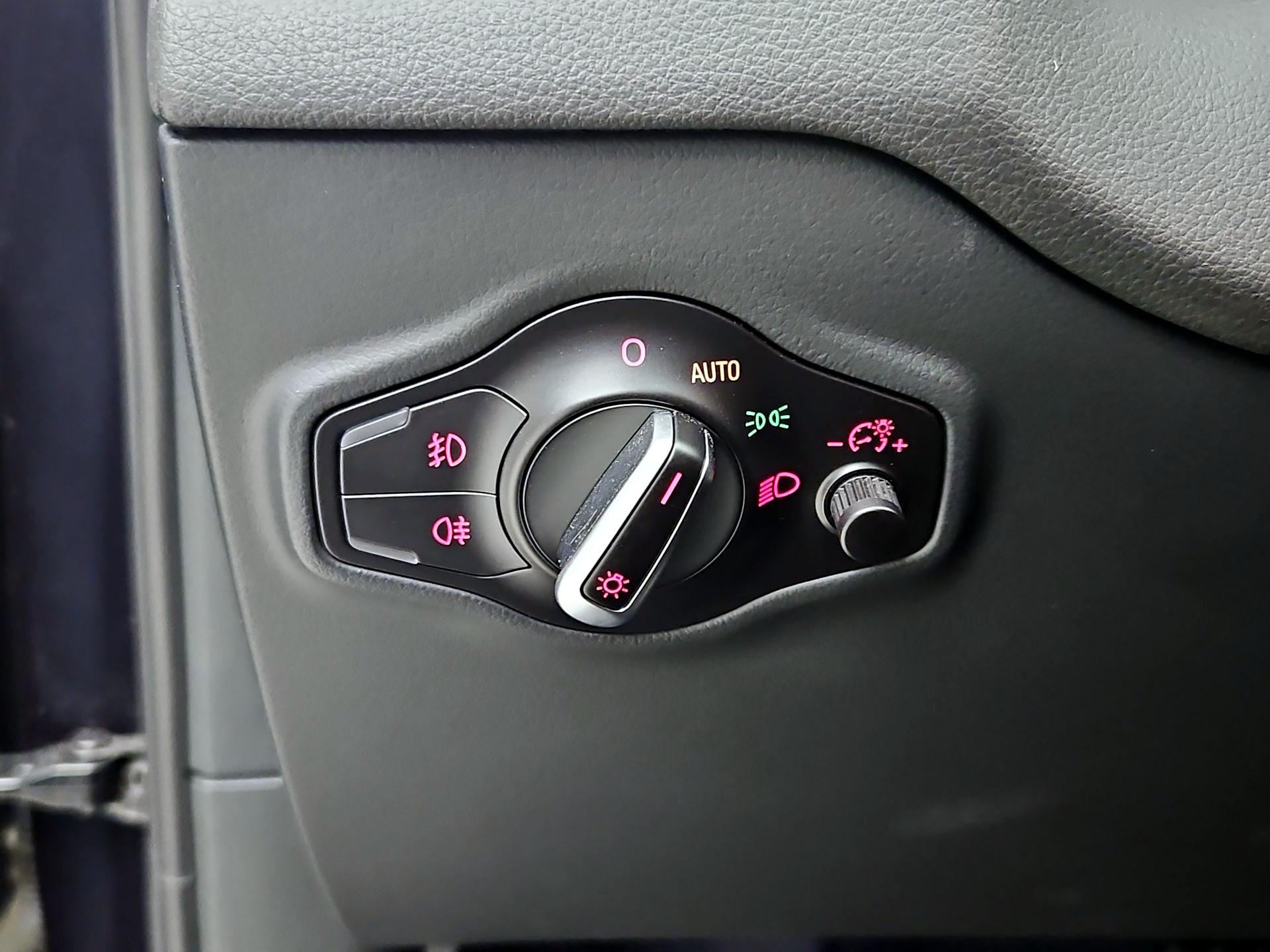 Thumbnail: 2016 Audi Q5 - 13