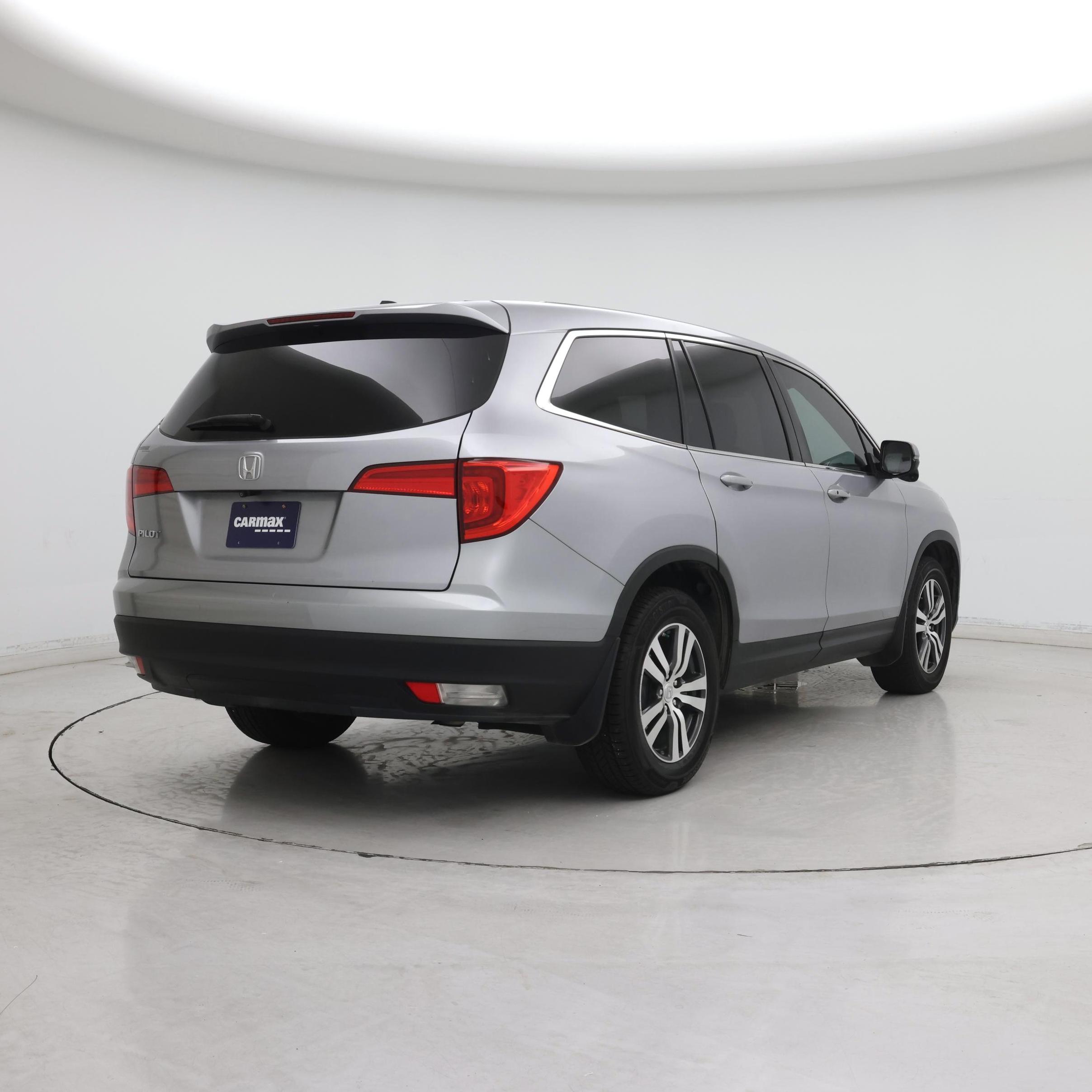 Thumbnail: 2018 Honda Pilot - 8