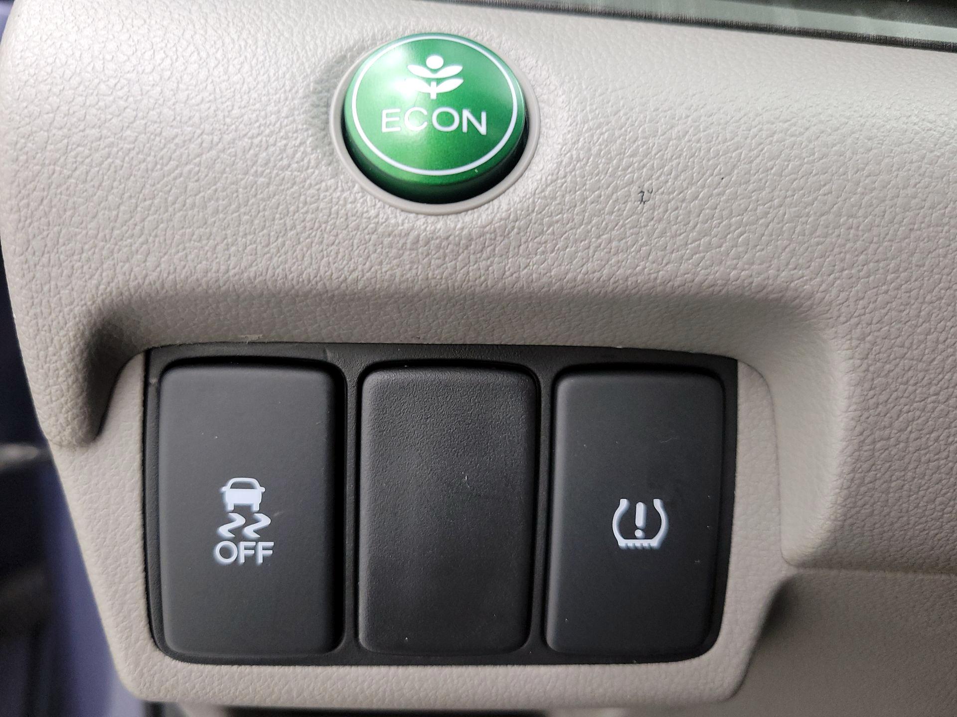 Thumbnail: 2014 Honda CR-V - 13