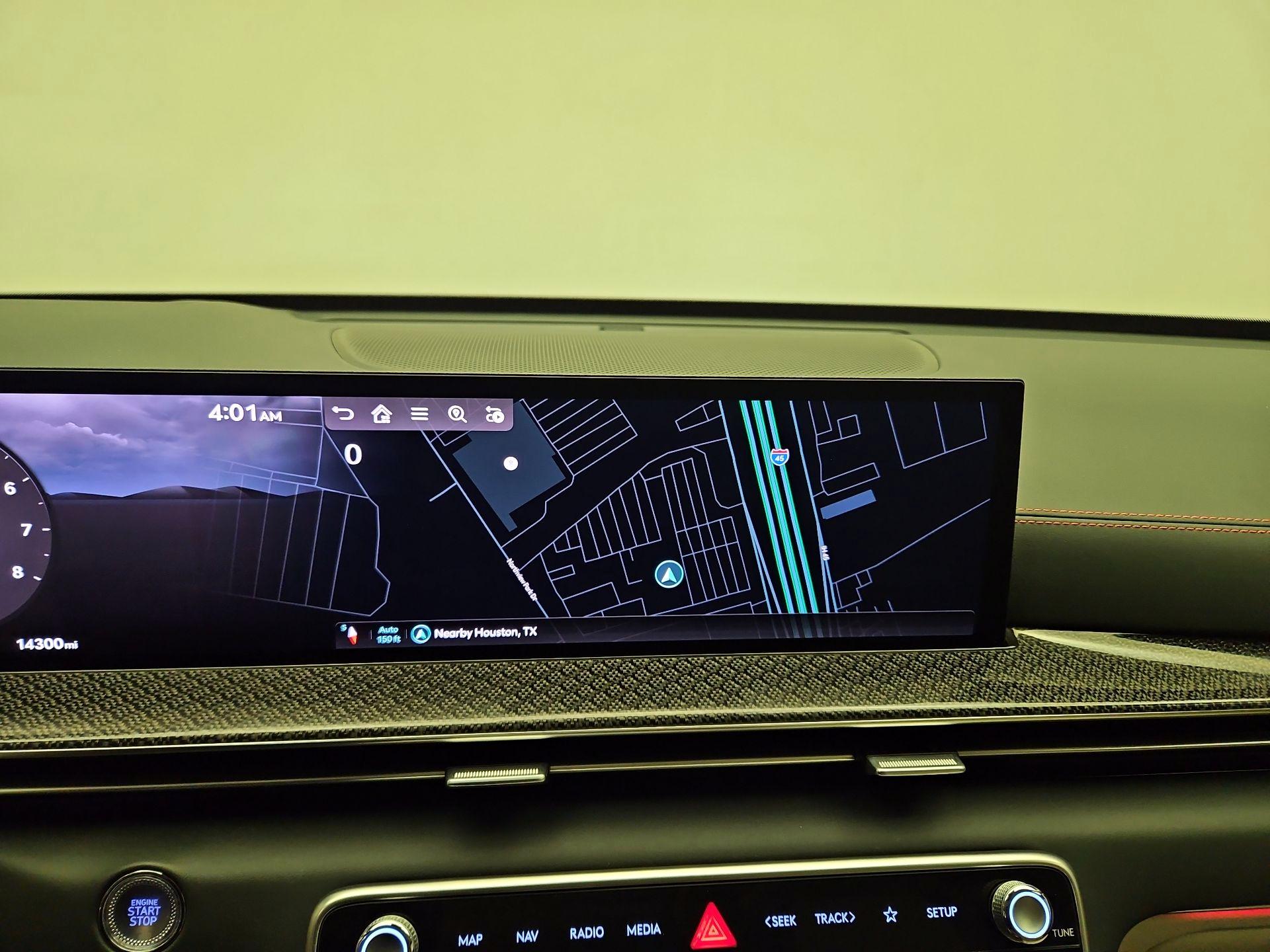 Thumbnail: 2025 Genesis GV80 - 13