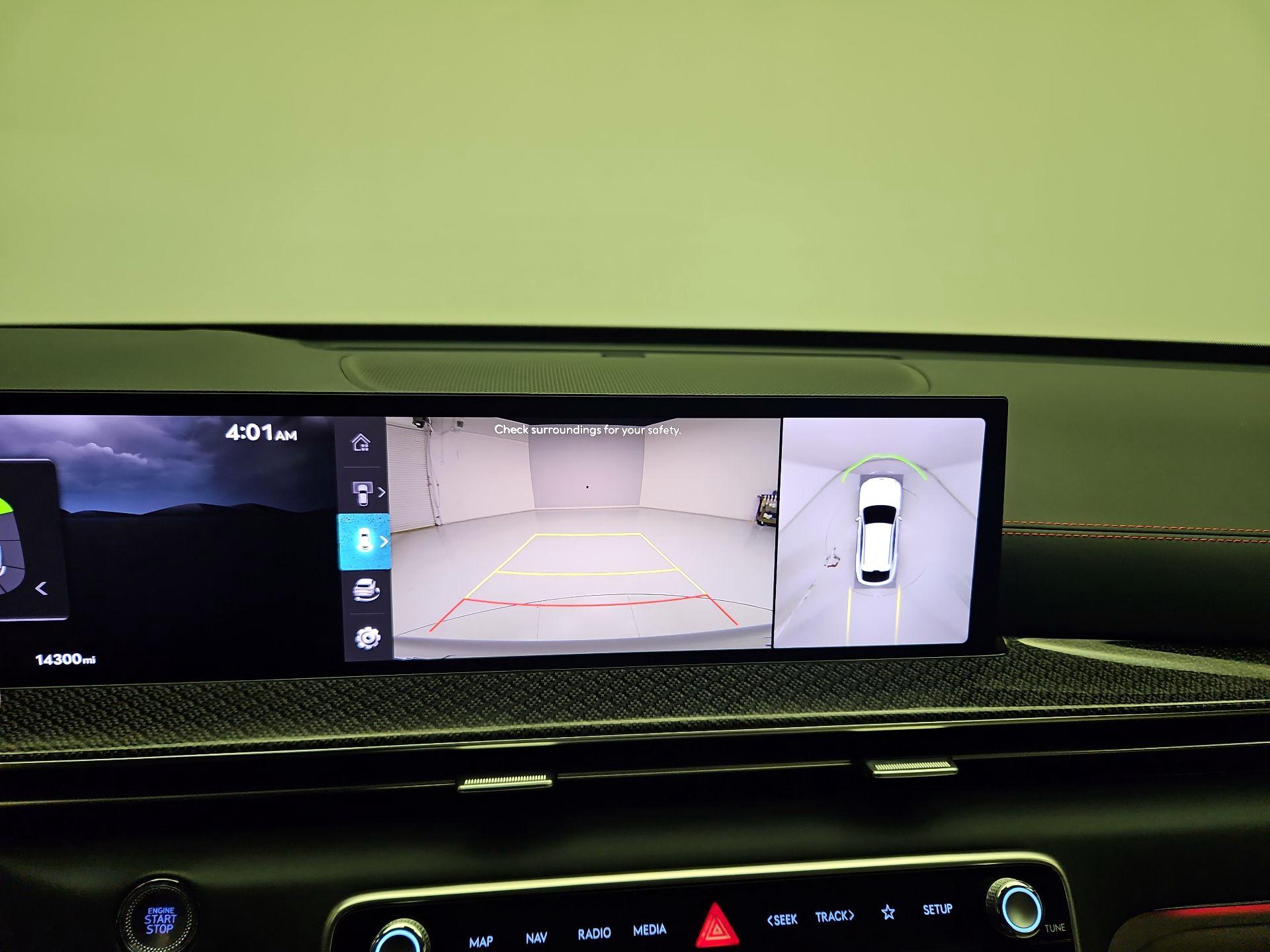 Thumbnail: 2025 Genesis GV80 - 14