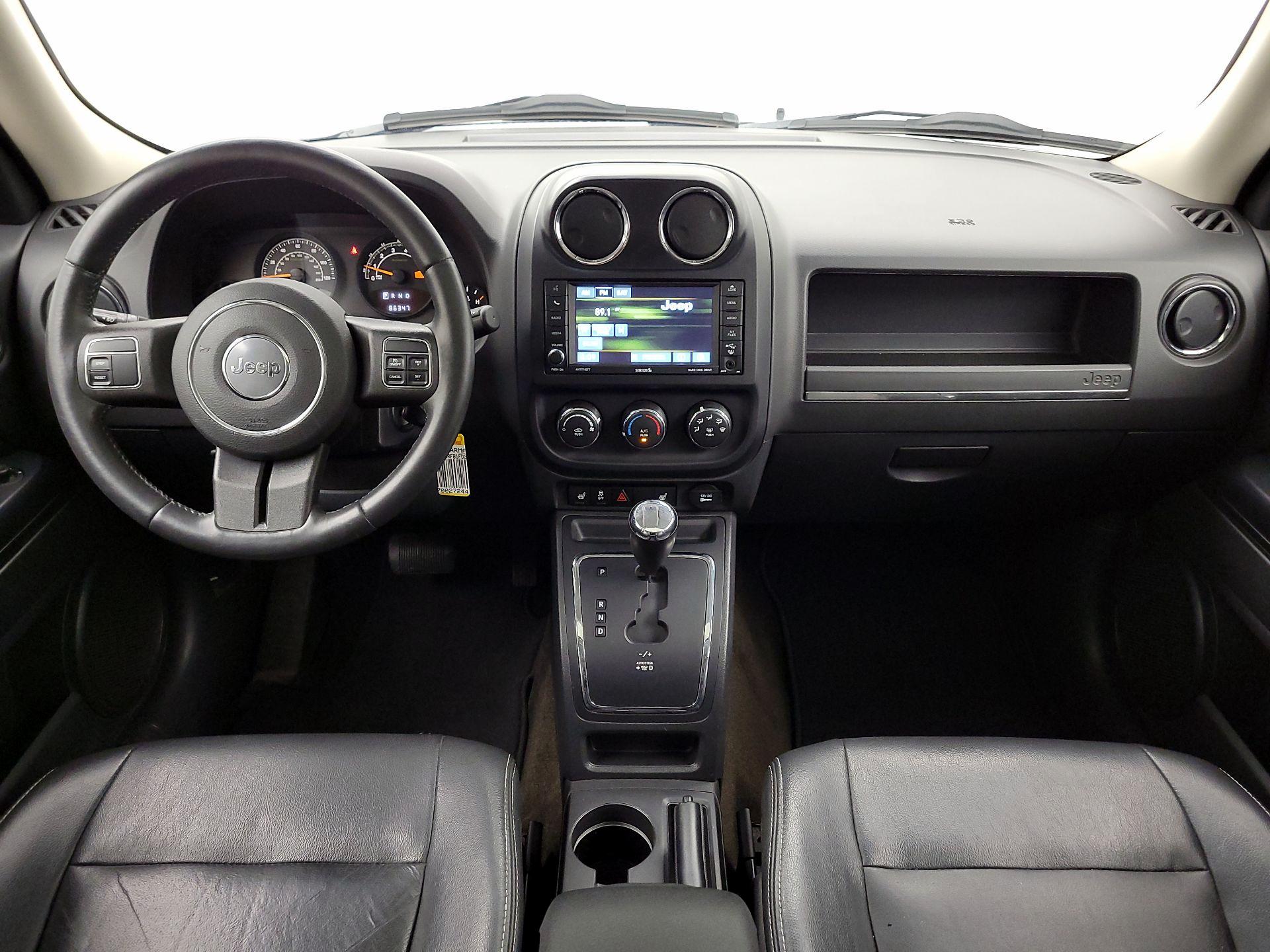 Thumbnail: 2015 Jeep Patriot - 9