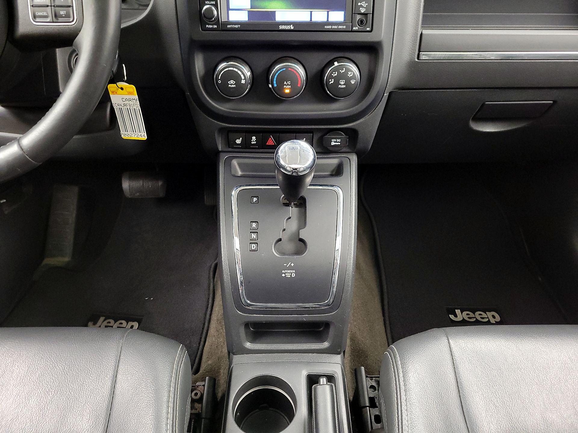 Thumbnail: 2015 Jeep Patriot - 15