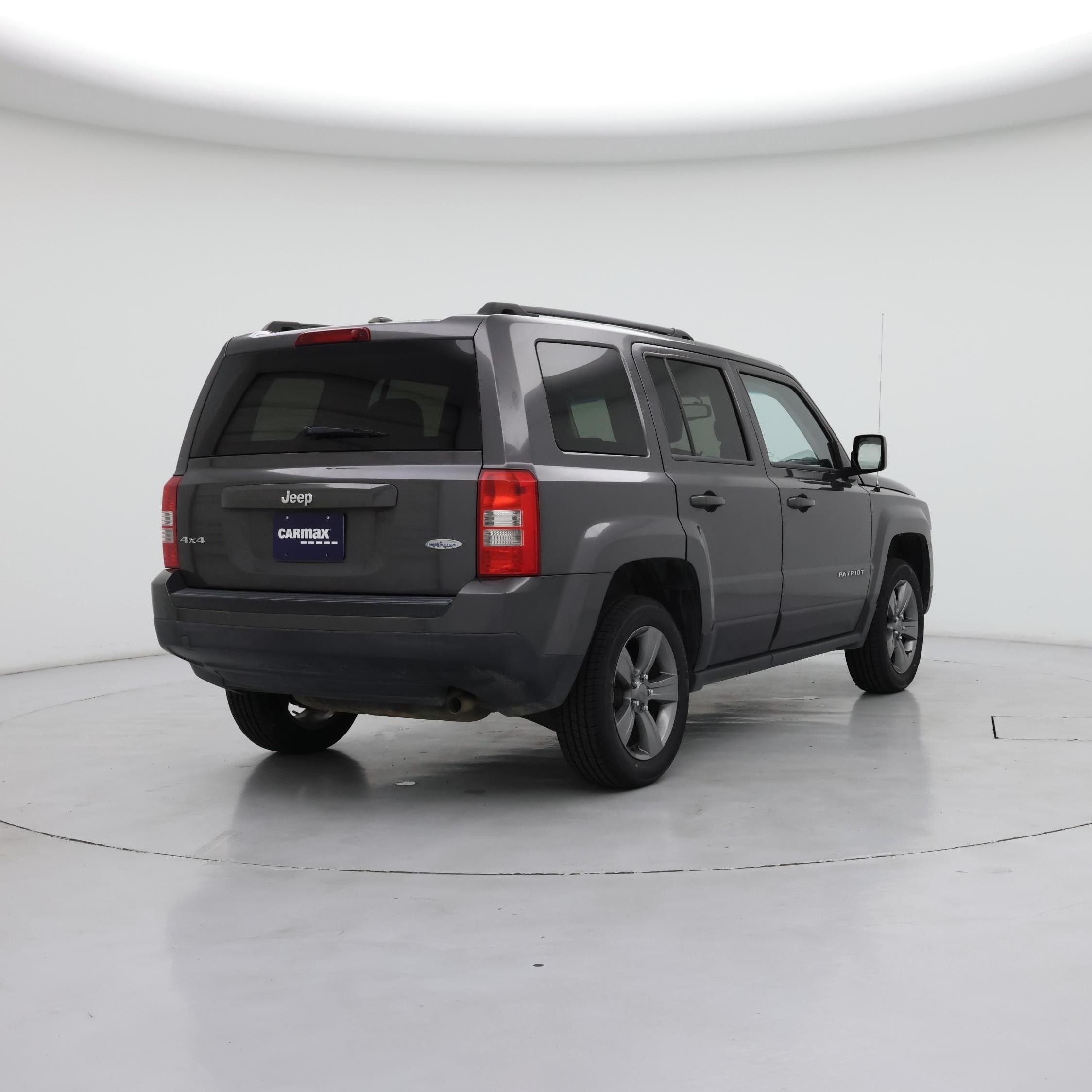 Thumbnail: 2015 Jeep Patriot - 8