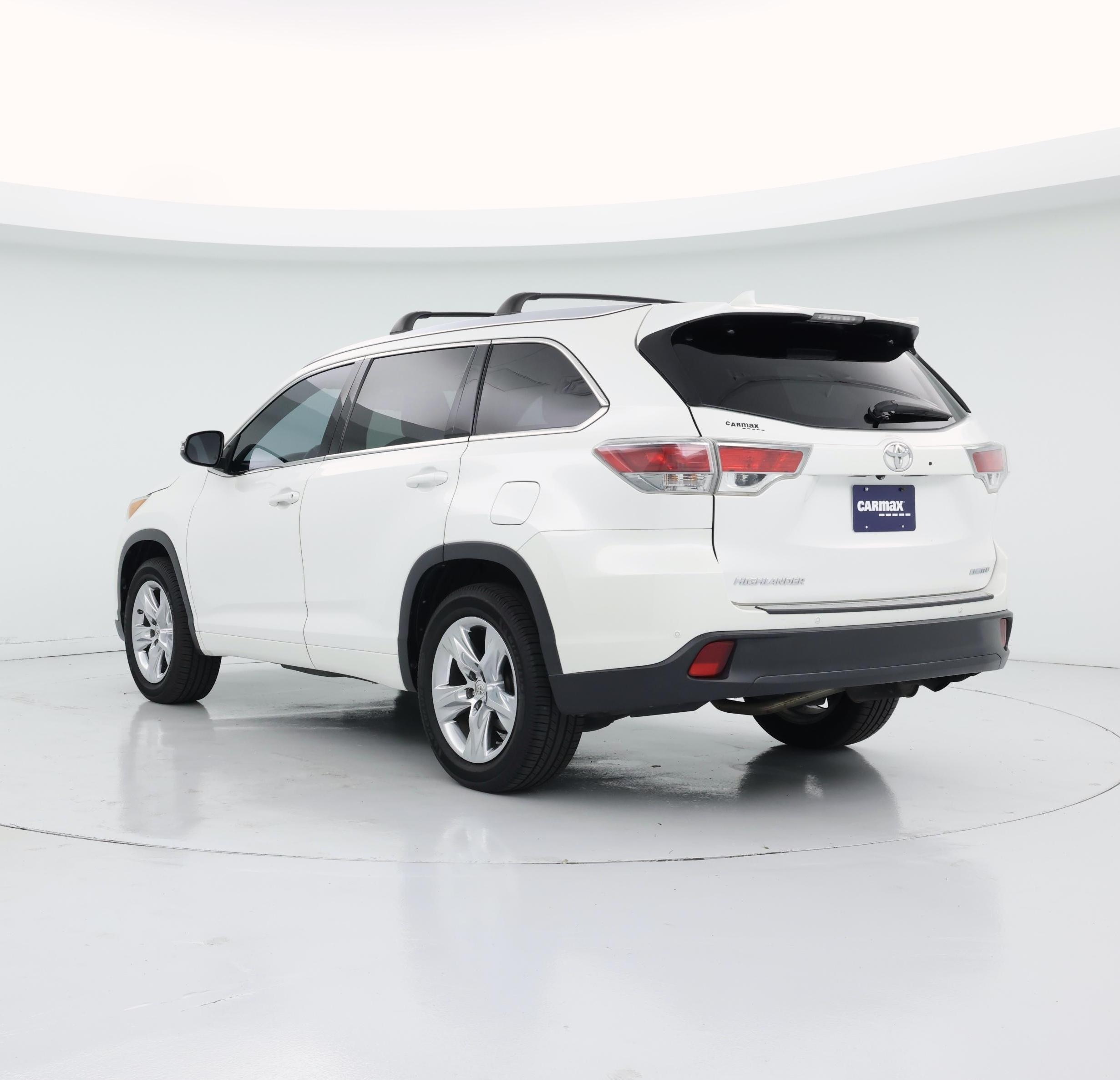 Thumbnail: 2015 Toyota Highlander - 2